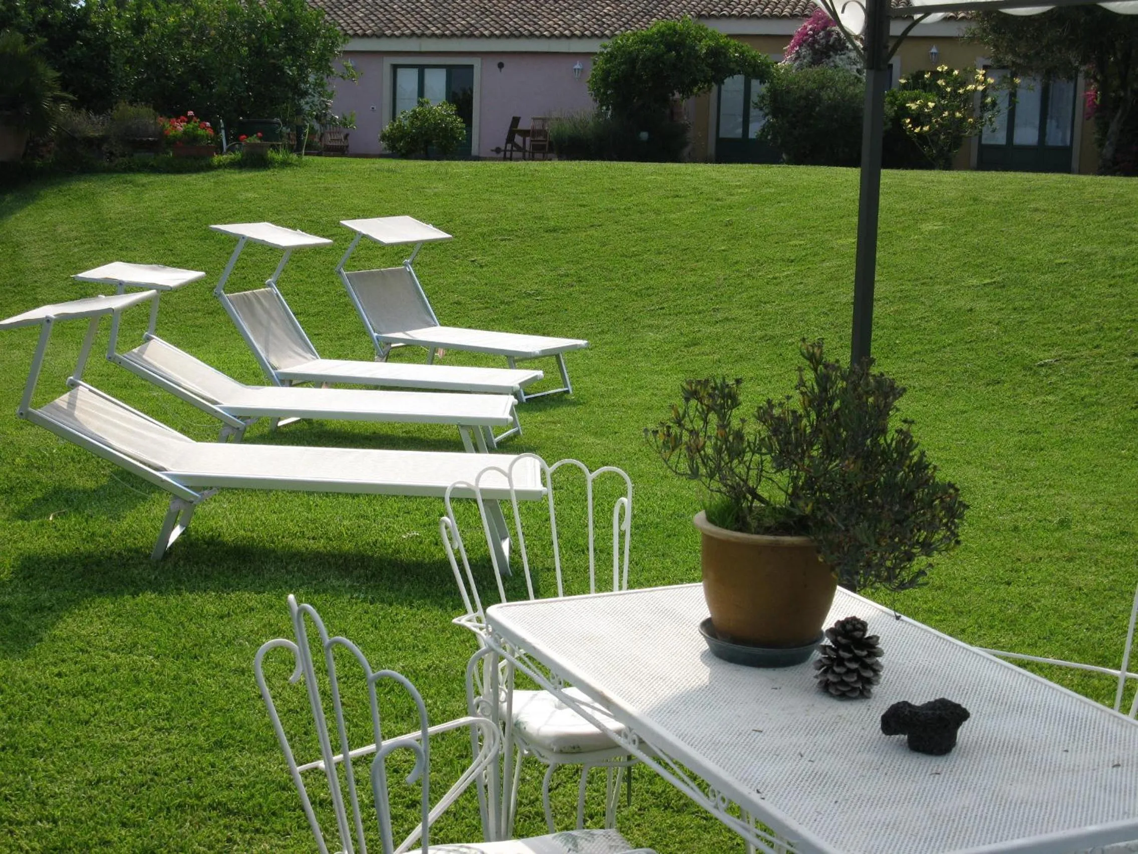 Solarium in Torre Archirafi Resort