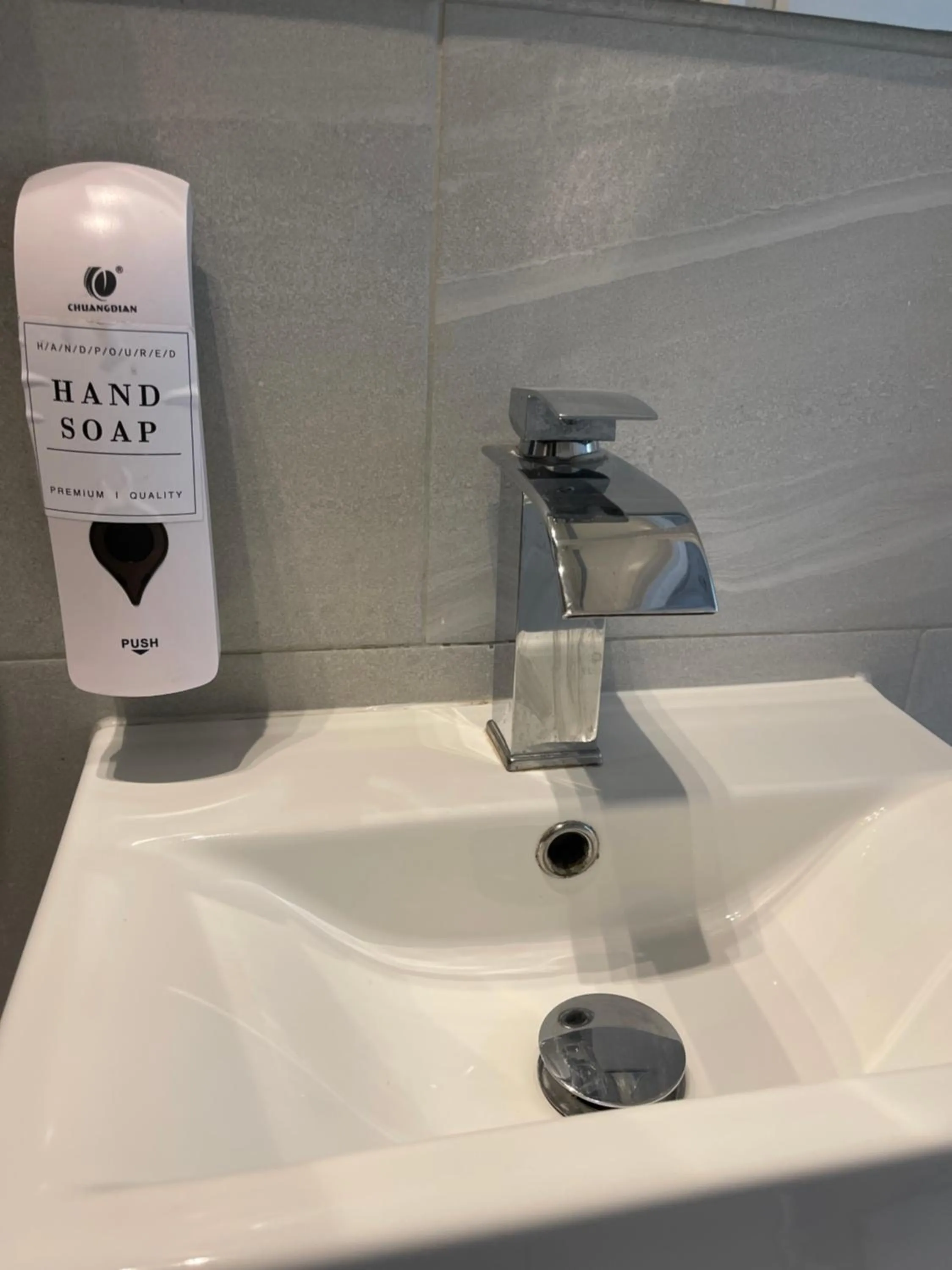 Bathroom in Chamberlayne Inn