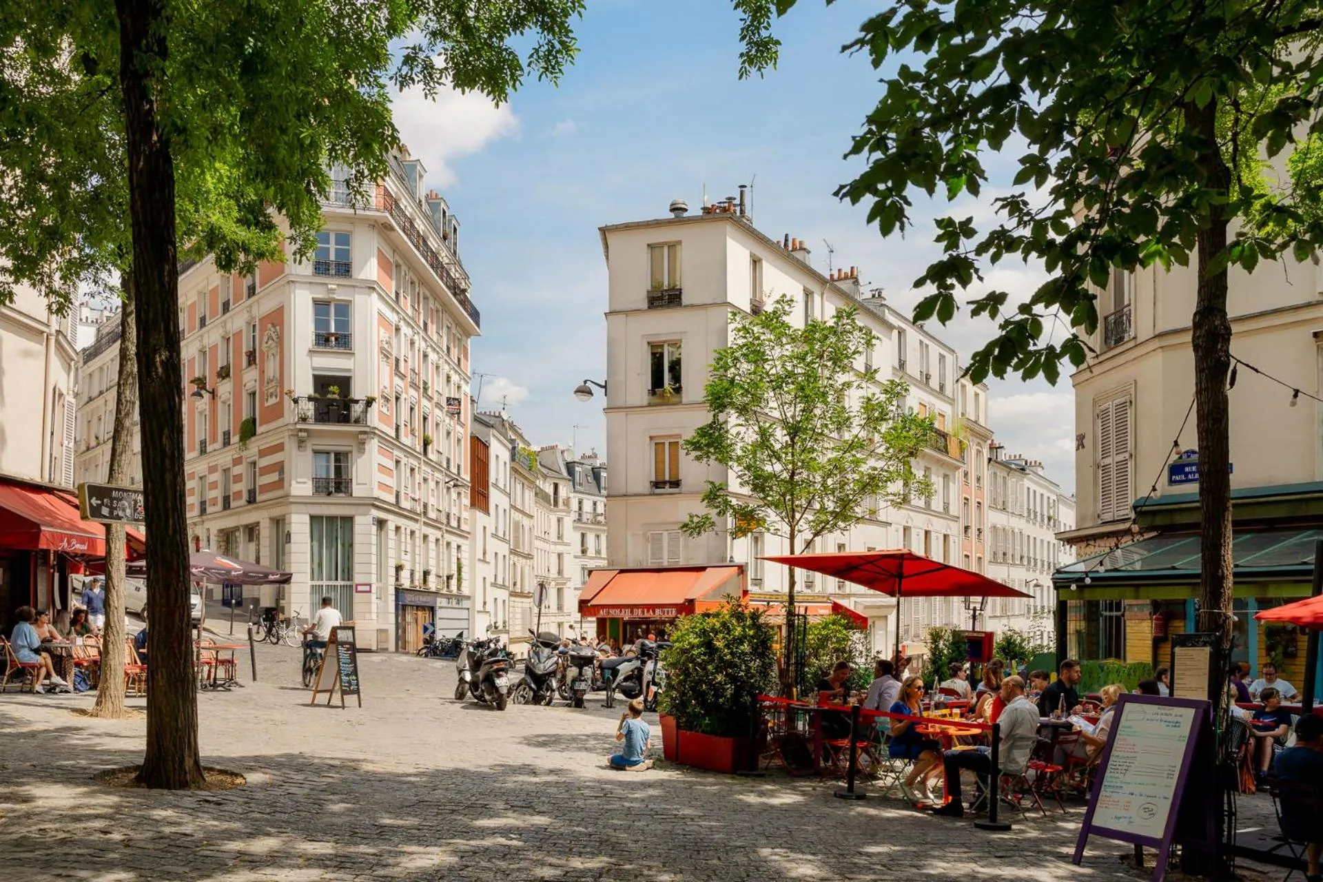 Neighbourhood in Edgar Suites Montmartre - Paul Albert