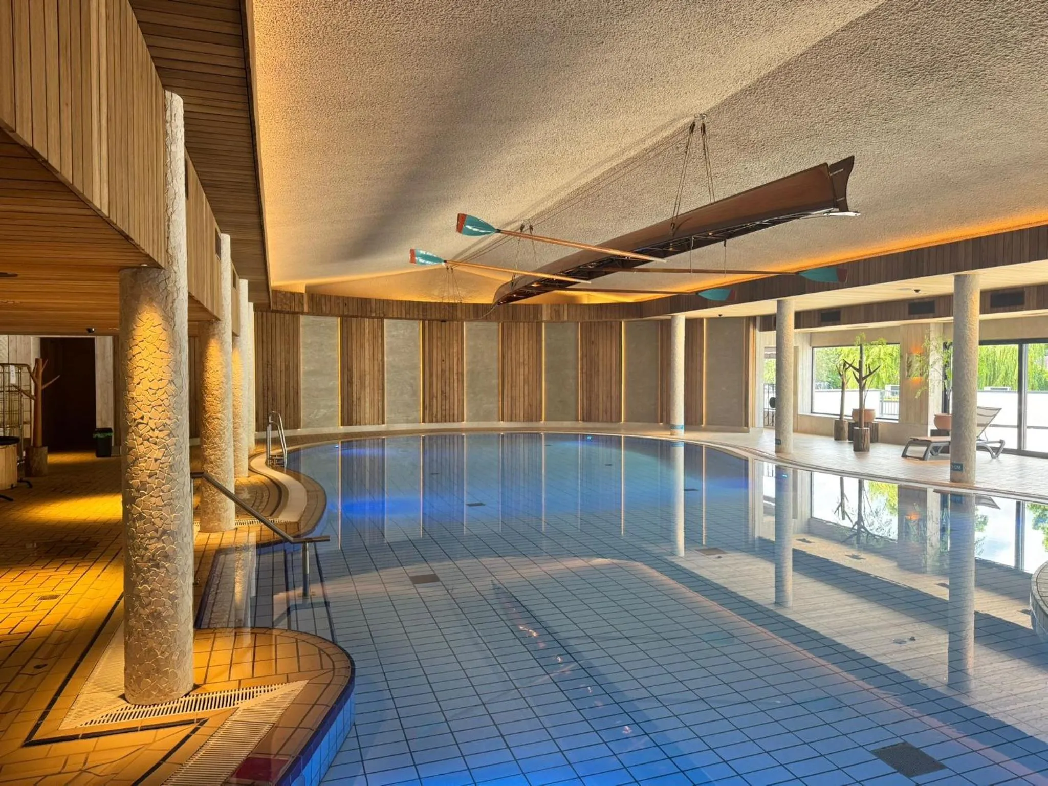 Swimming pool in Van der Valk Hotel Tiel