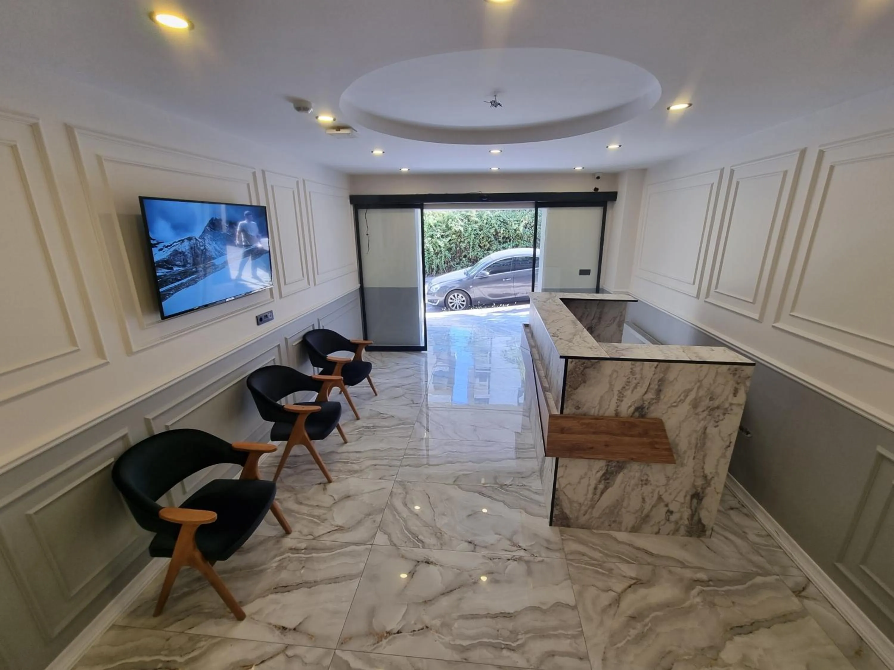 Elite Park Hotel & Suites