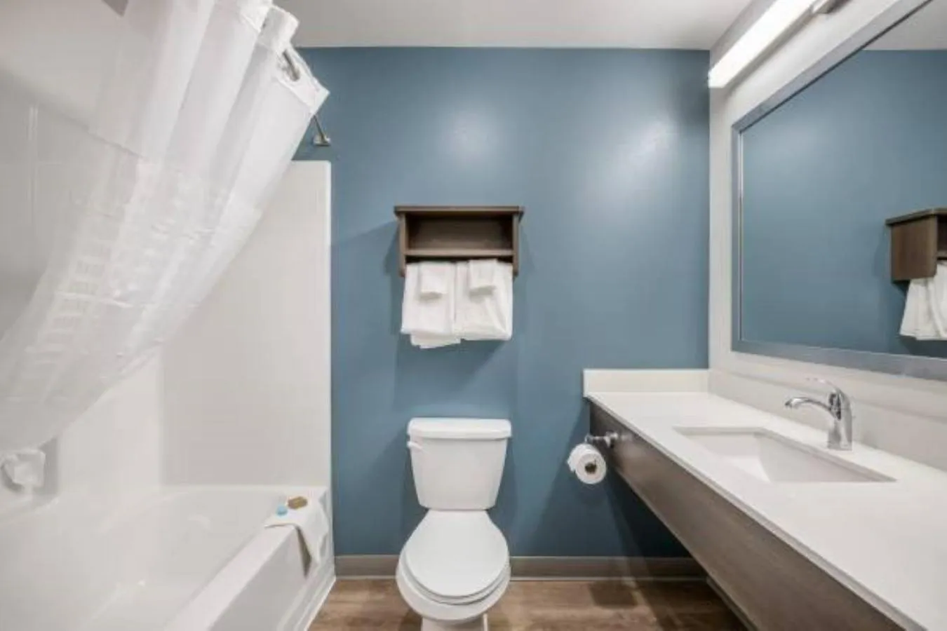 Bathroom in WoodSpring Suites Ashland - Richmond North