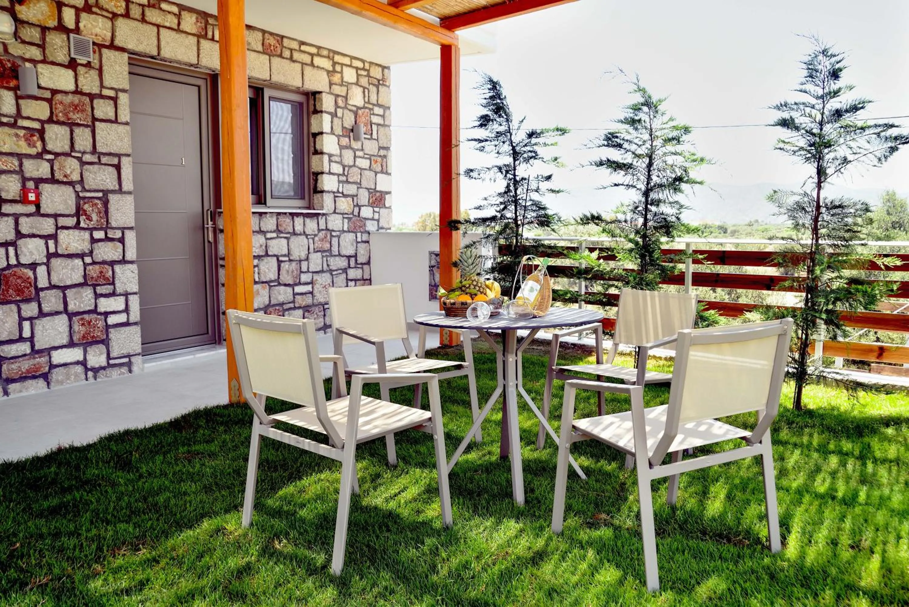 Day in KOUROS STONE SUITES