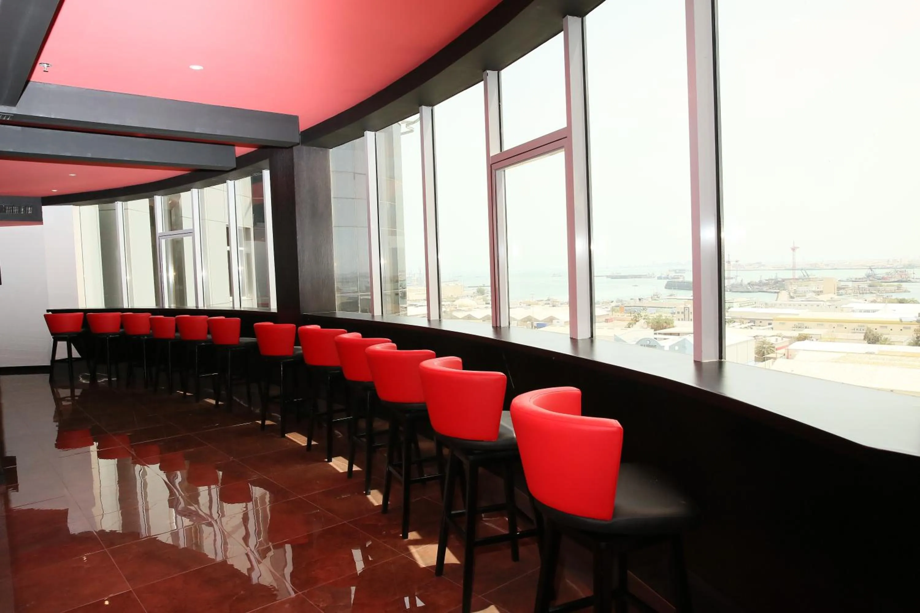 Lounge or bar in Royal Phoenicia Hotel