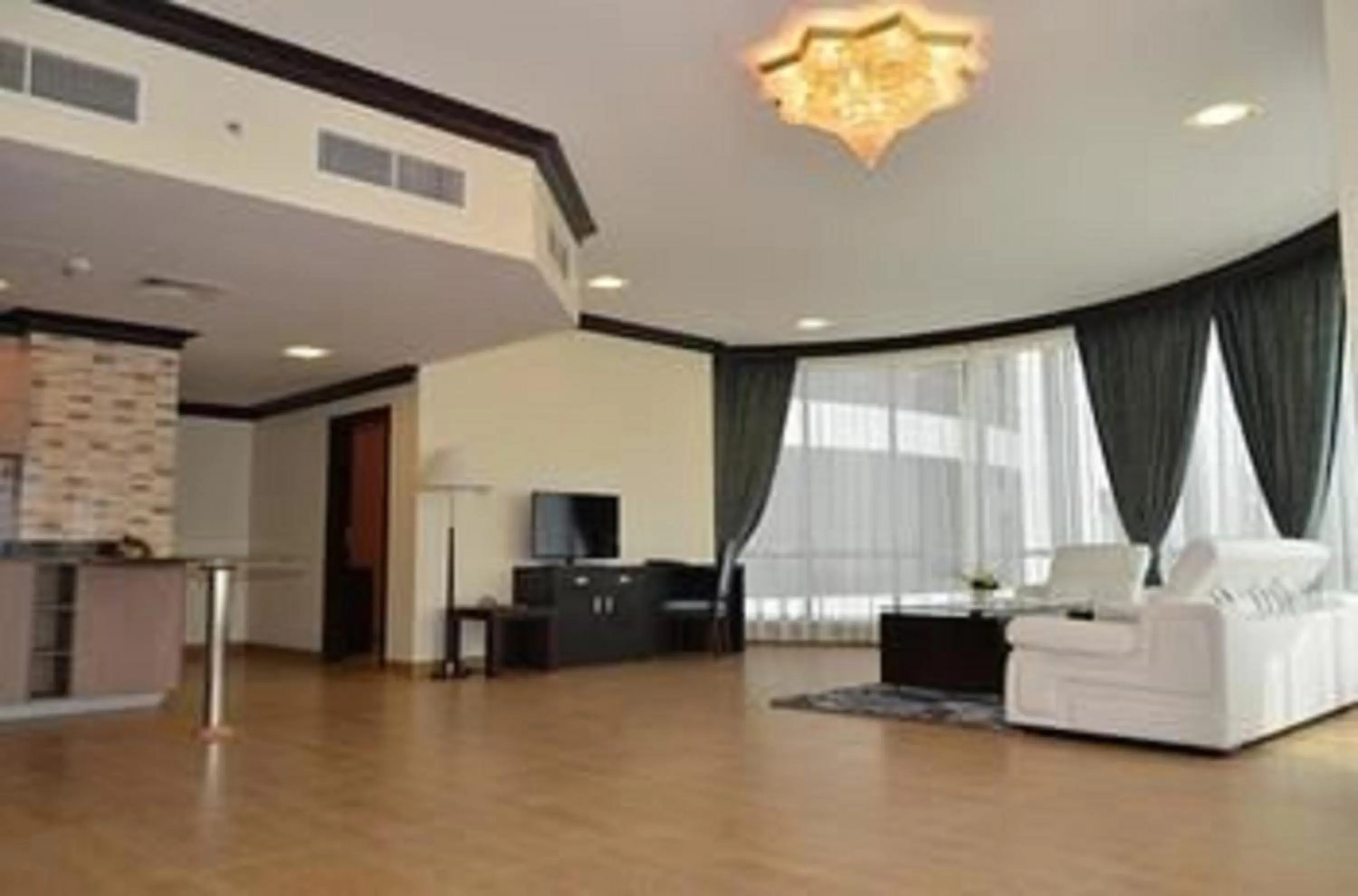 Living room in Royal Phoenicia Hotel