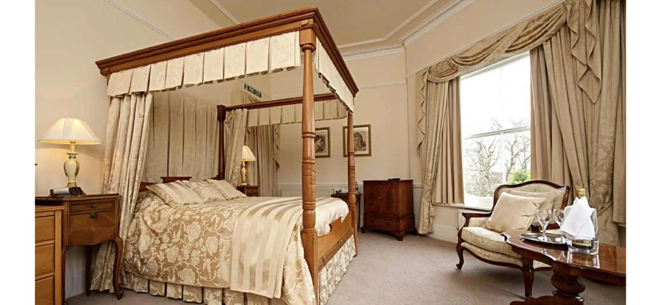 Bed in Munstone House