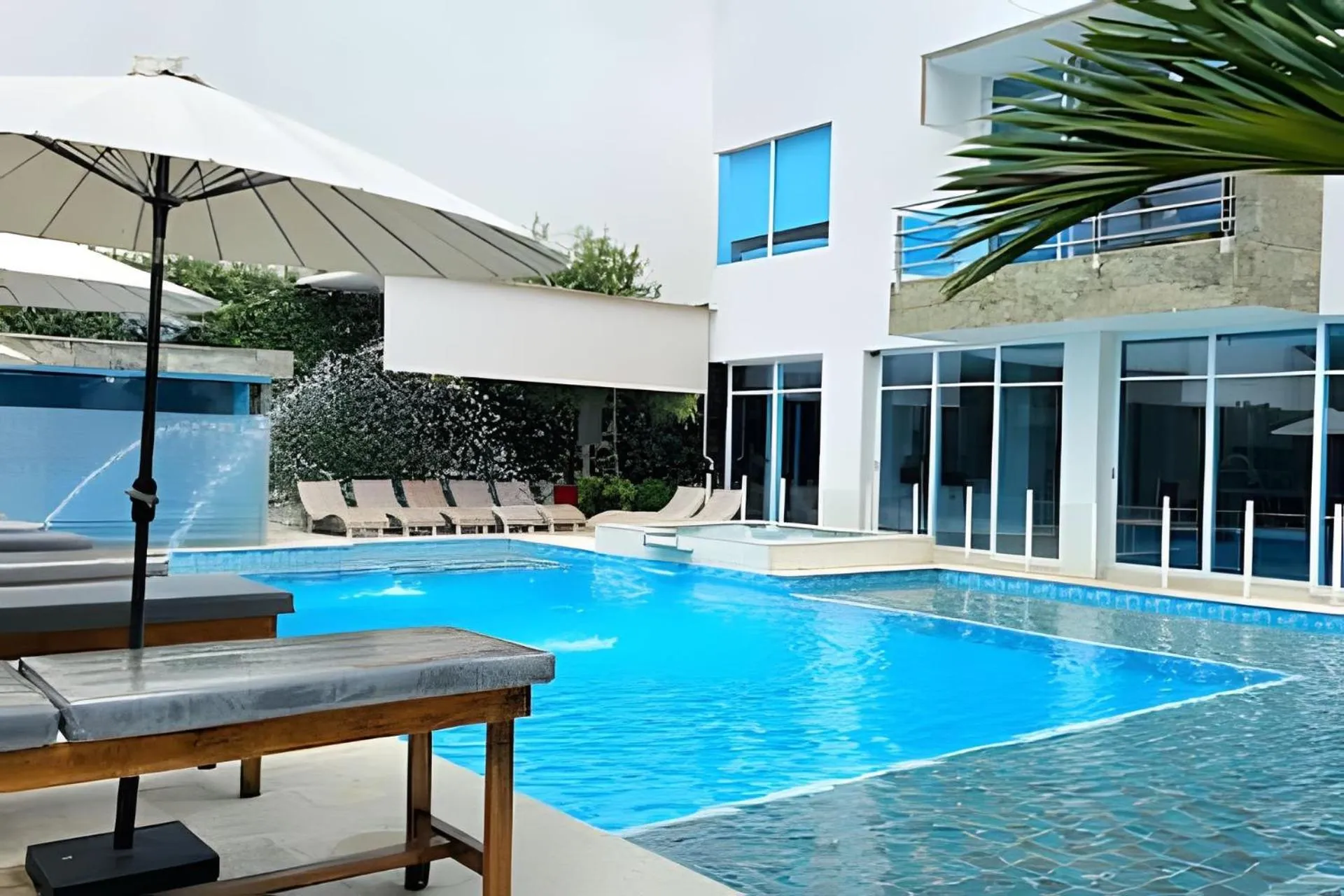 Swimming pool in Hotel Lotto Boutique