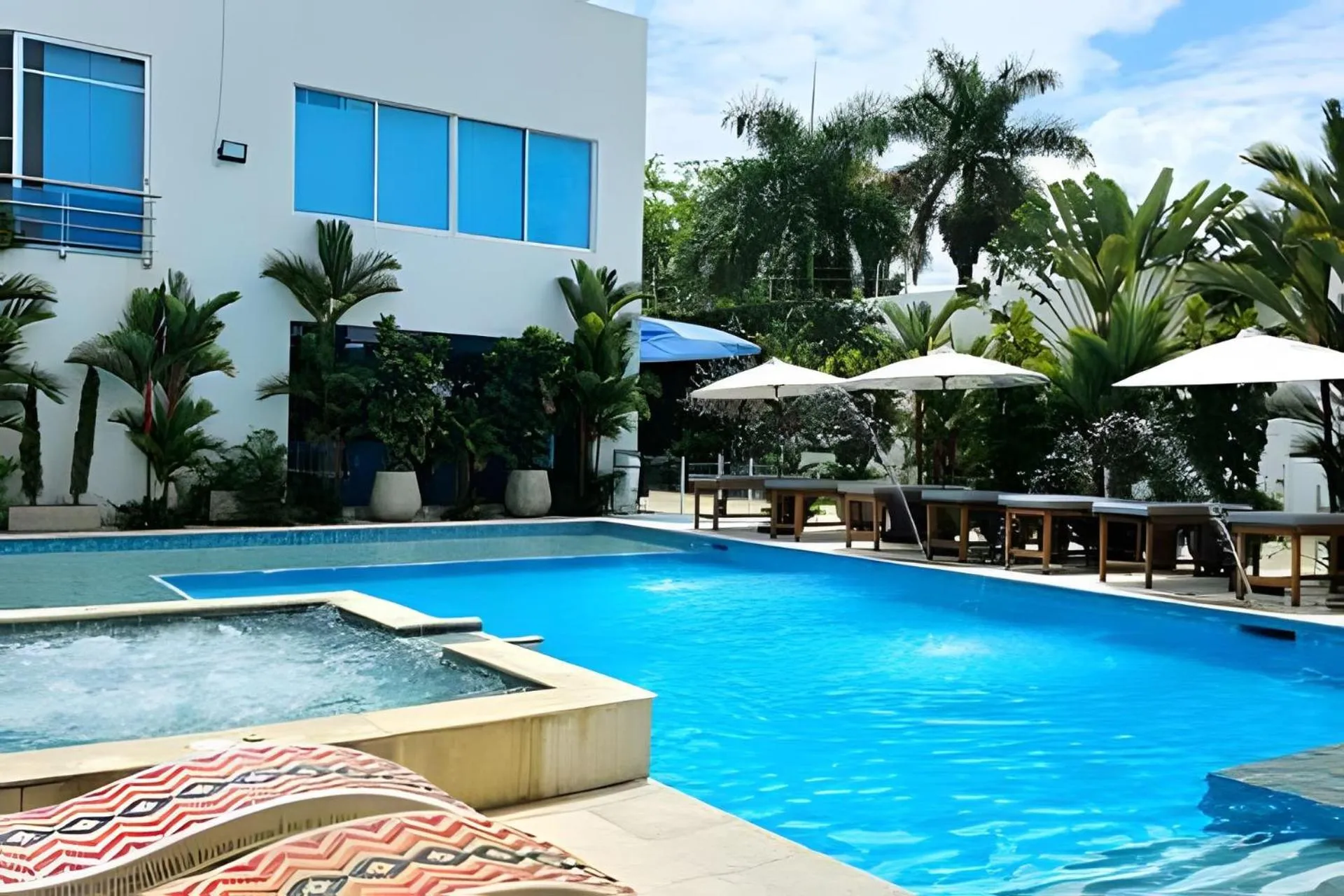 Hot Tub in Hotel Lotto Boutique