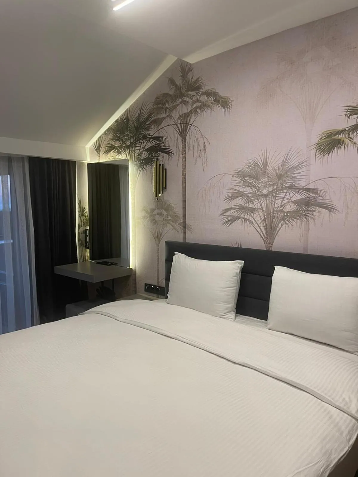 Bedroom in Uzunkum Hotel