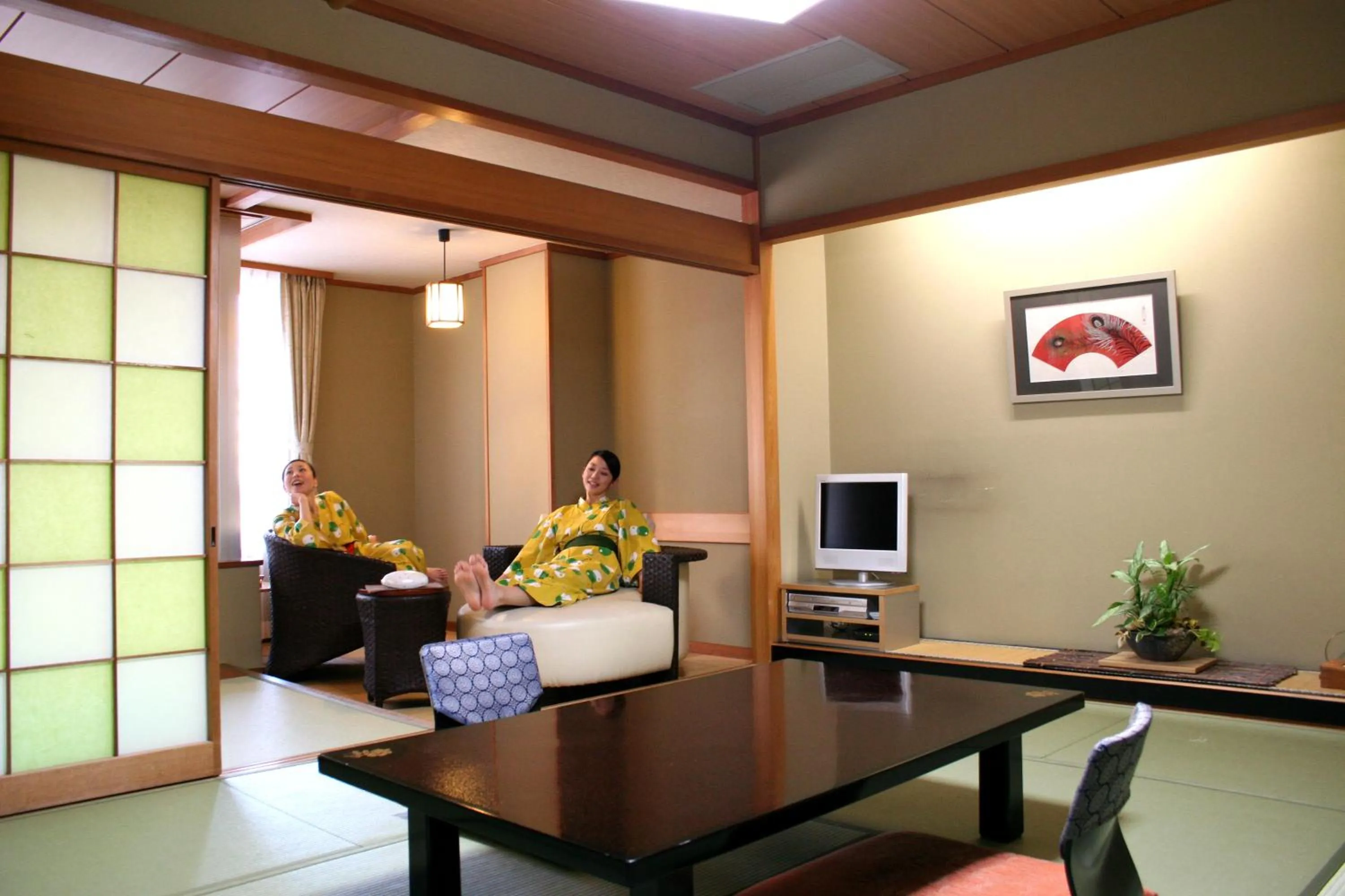 People in Yuyado Mikannoki