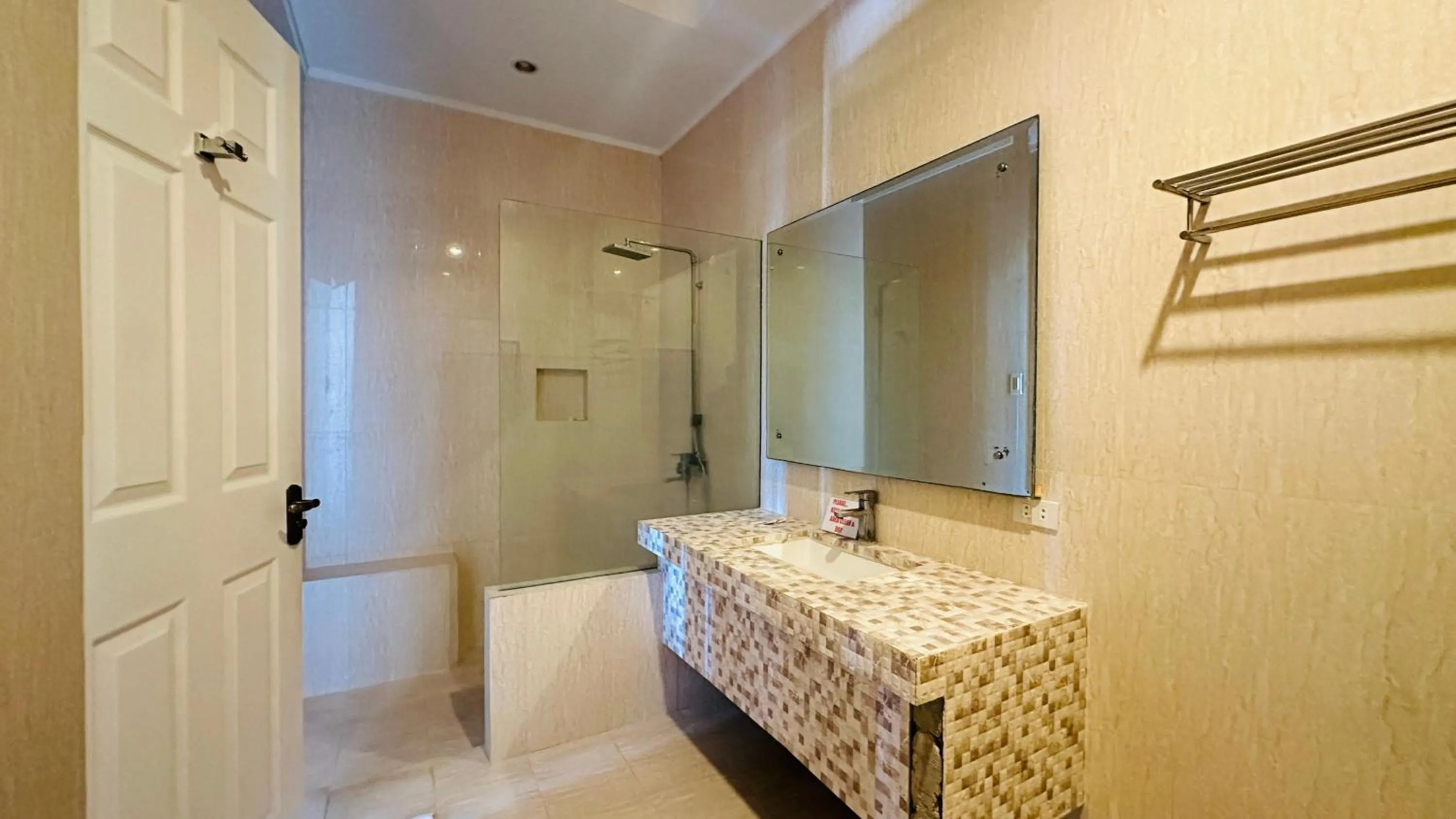 Bathroom in Tugsaw Resort