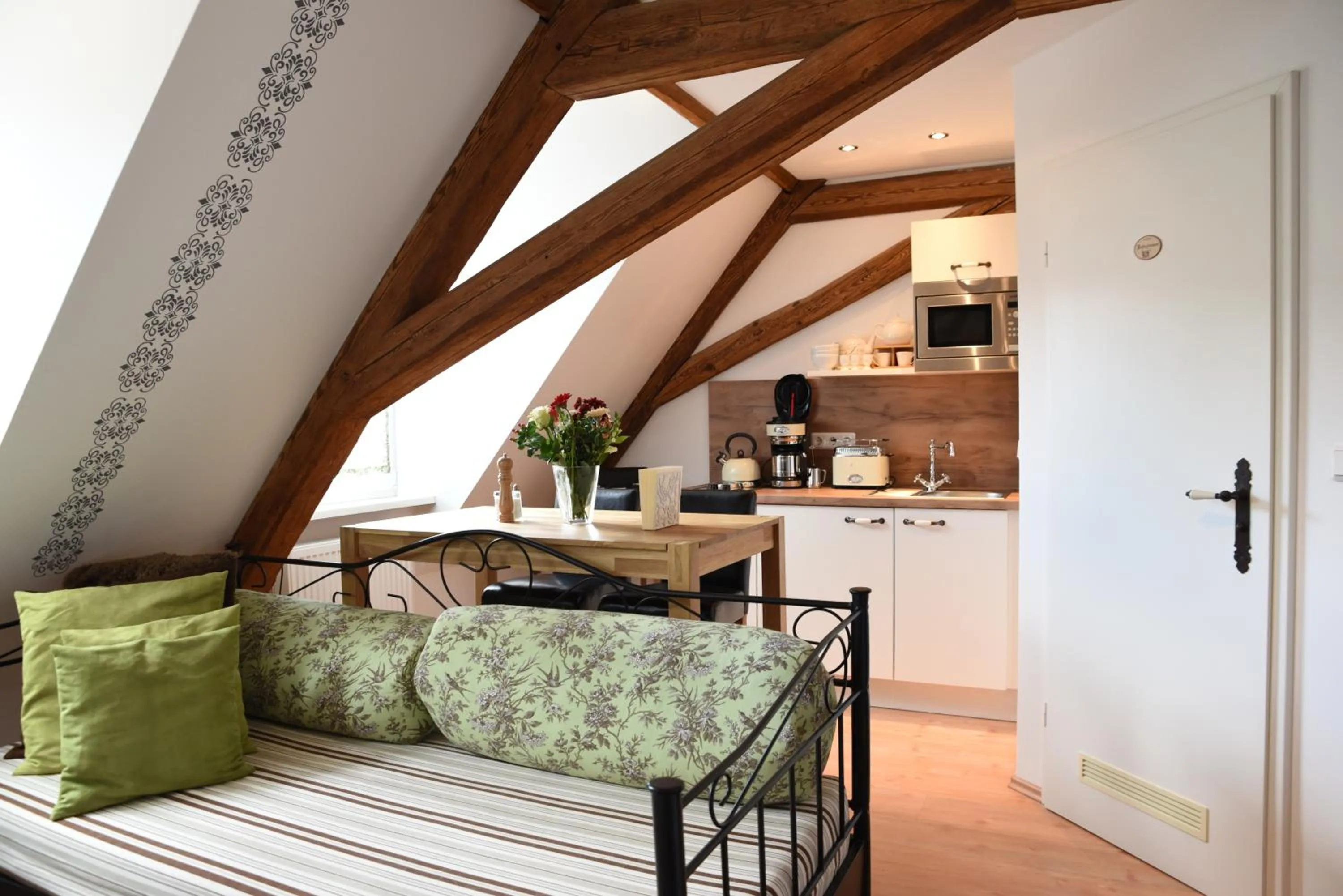 Photo of the whole room in GoldGemäuer Appartements