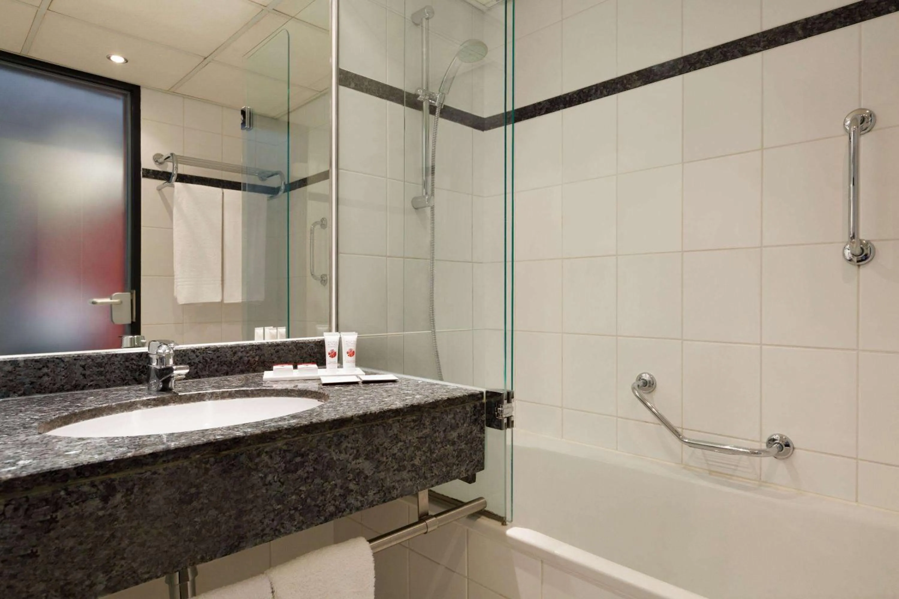 Bathroom in Ramada by Wyndham Amsterdam Airport Schiphol