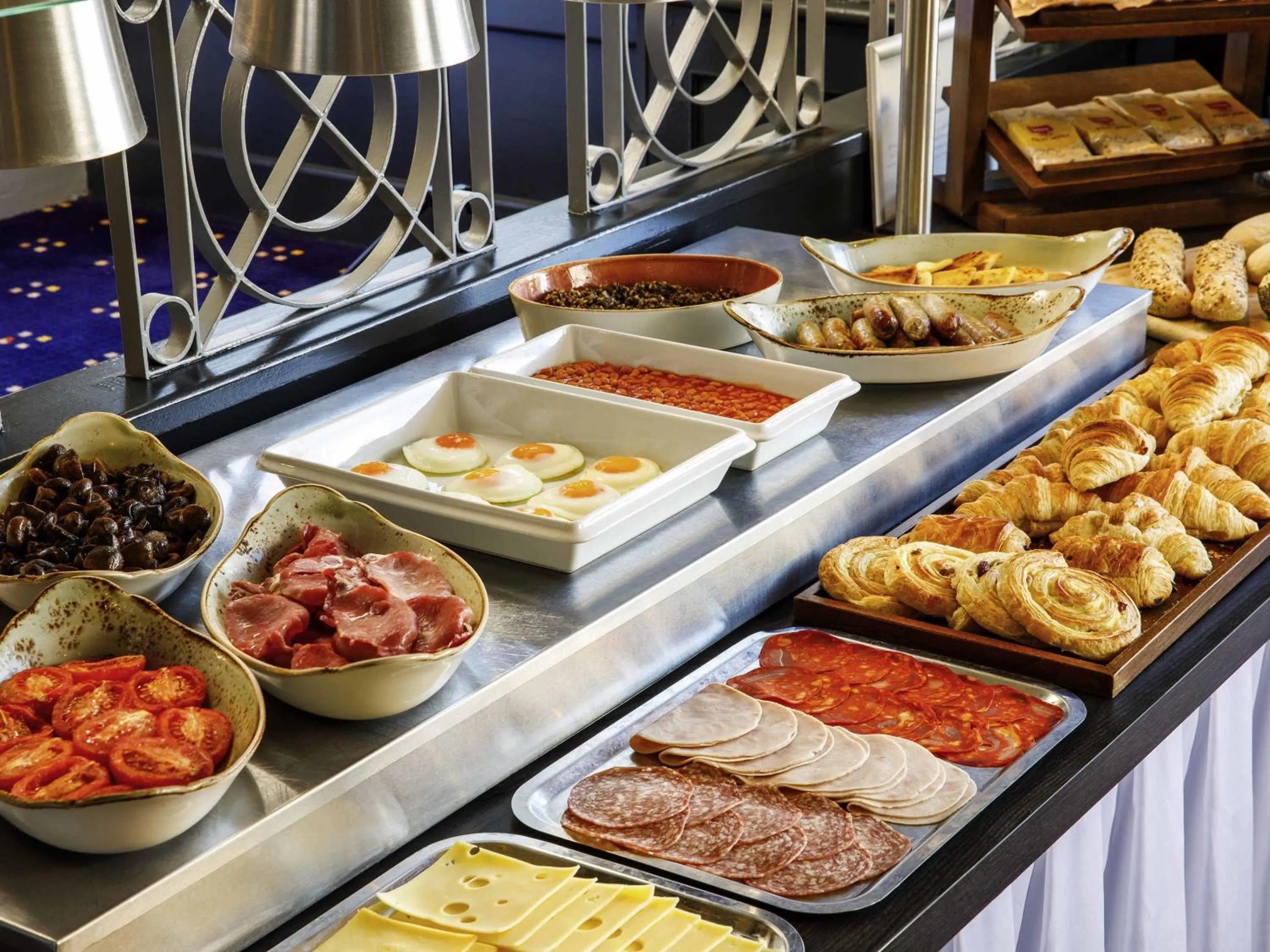 Breakfast in Mercure Ayr Hotel