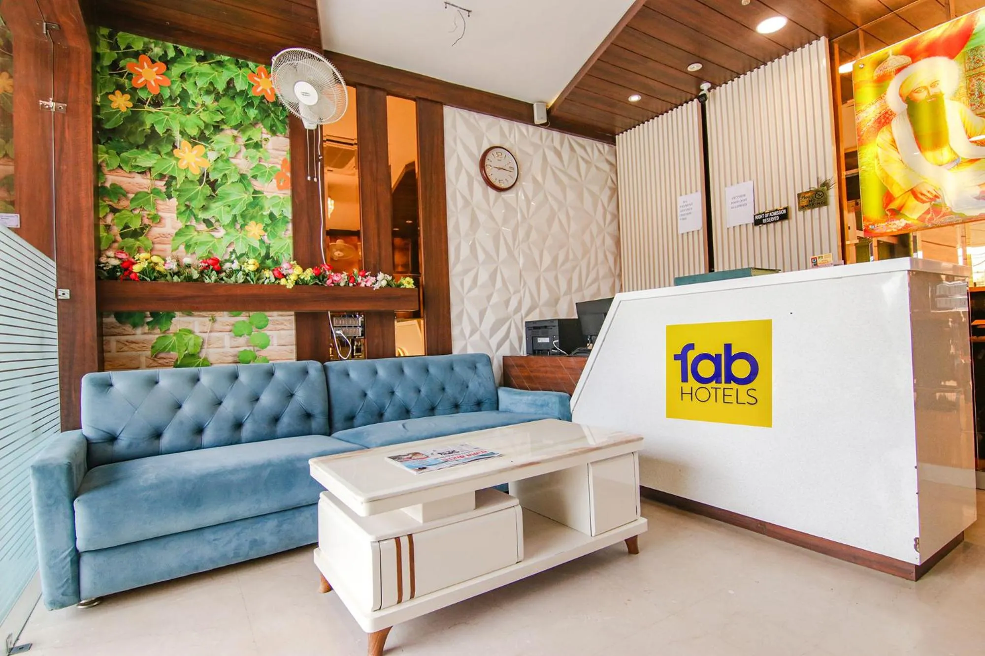 Lobby or reception in FabHotel Golden City