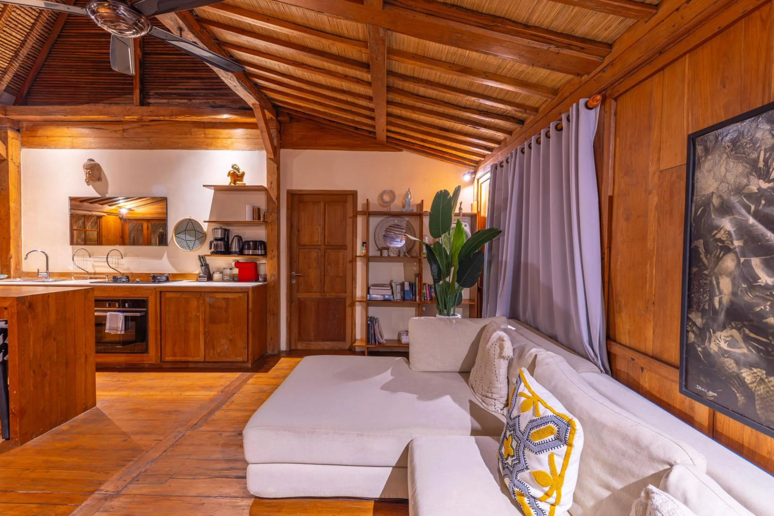 Living room in Wanderlust Villa by Betterplace