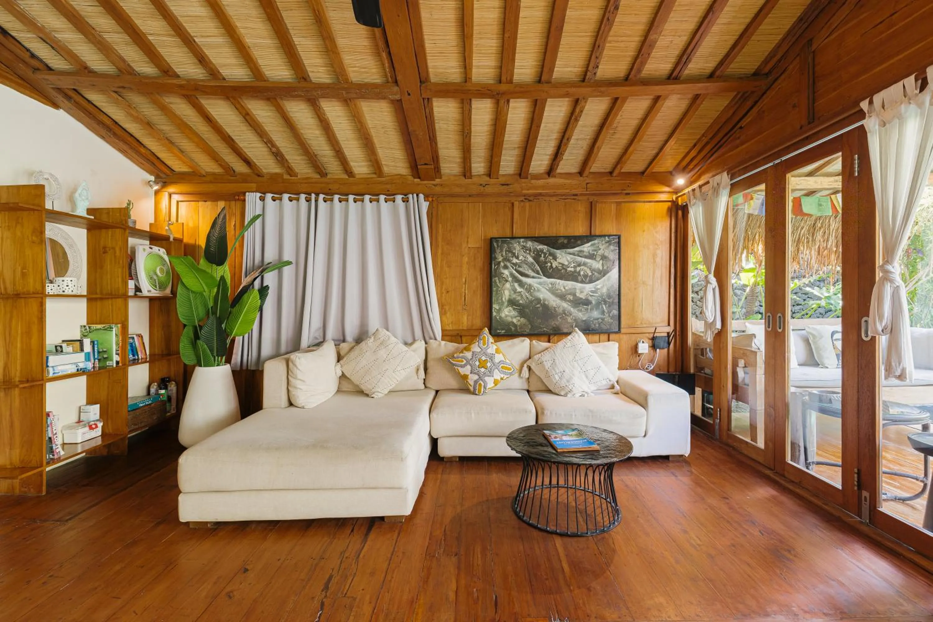 Living room in Wanderlust Villa by Betterplace