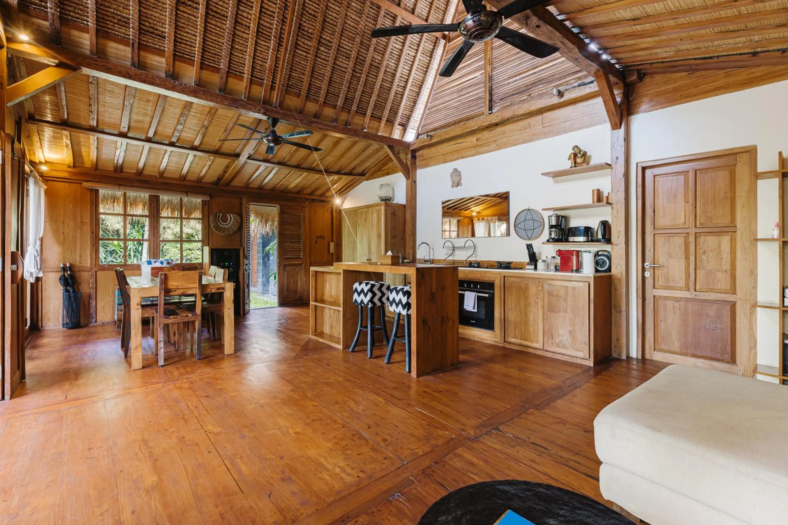 Kitchen or kitchenette in Wanderlust Villa by Betterplace