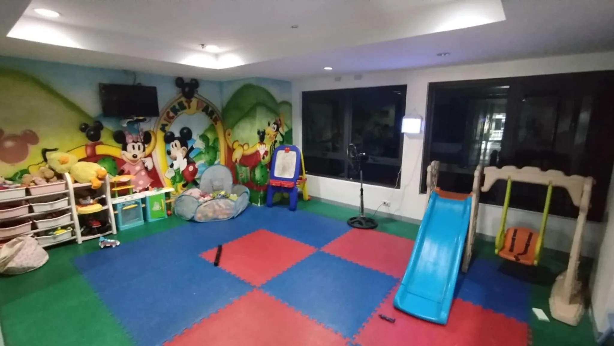 Kids's club in ADB Avenue Tower Ortigas Manila