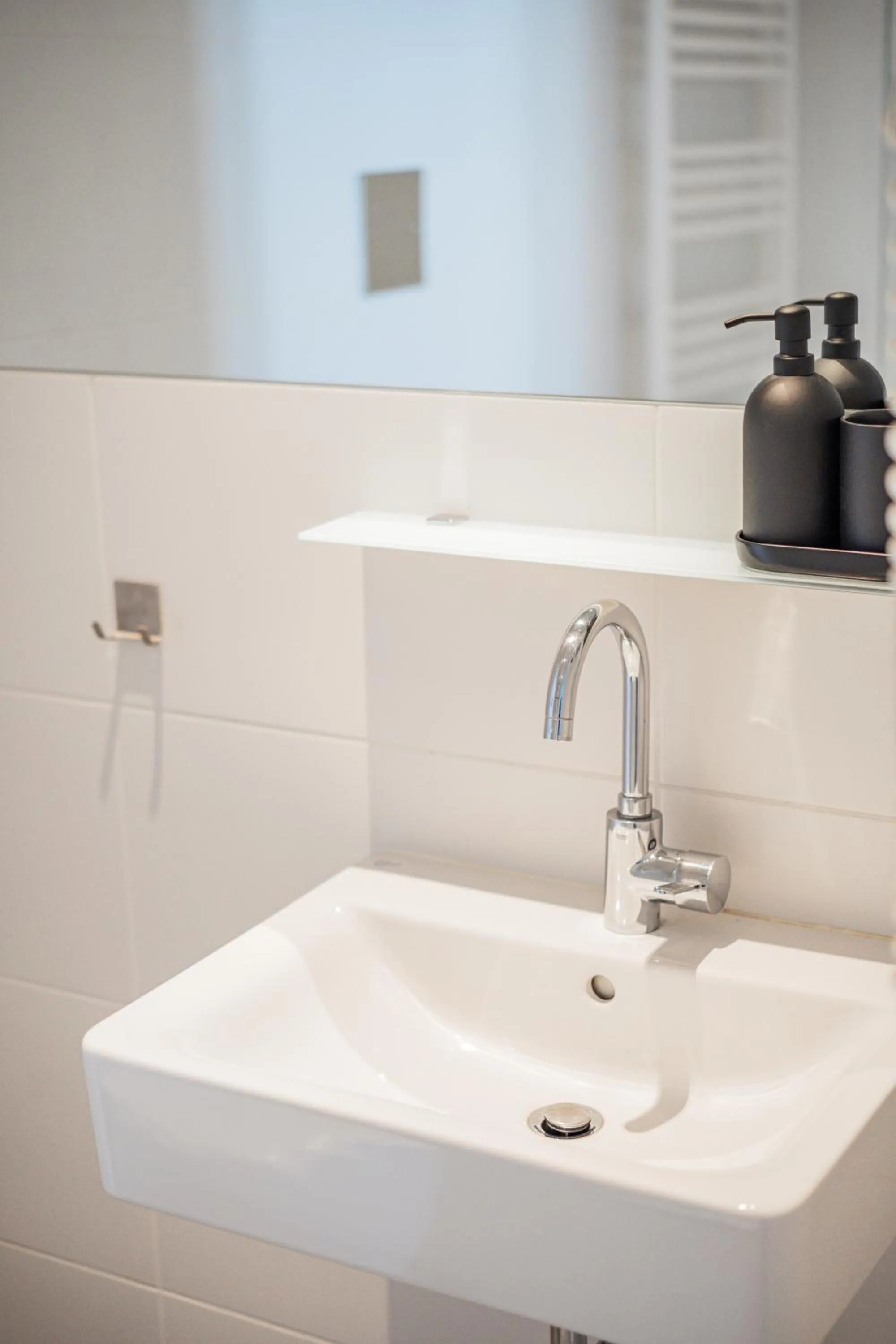 Self-Check-In Hotel Adlon