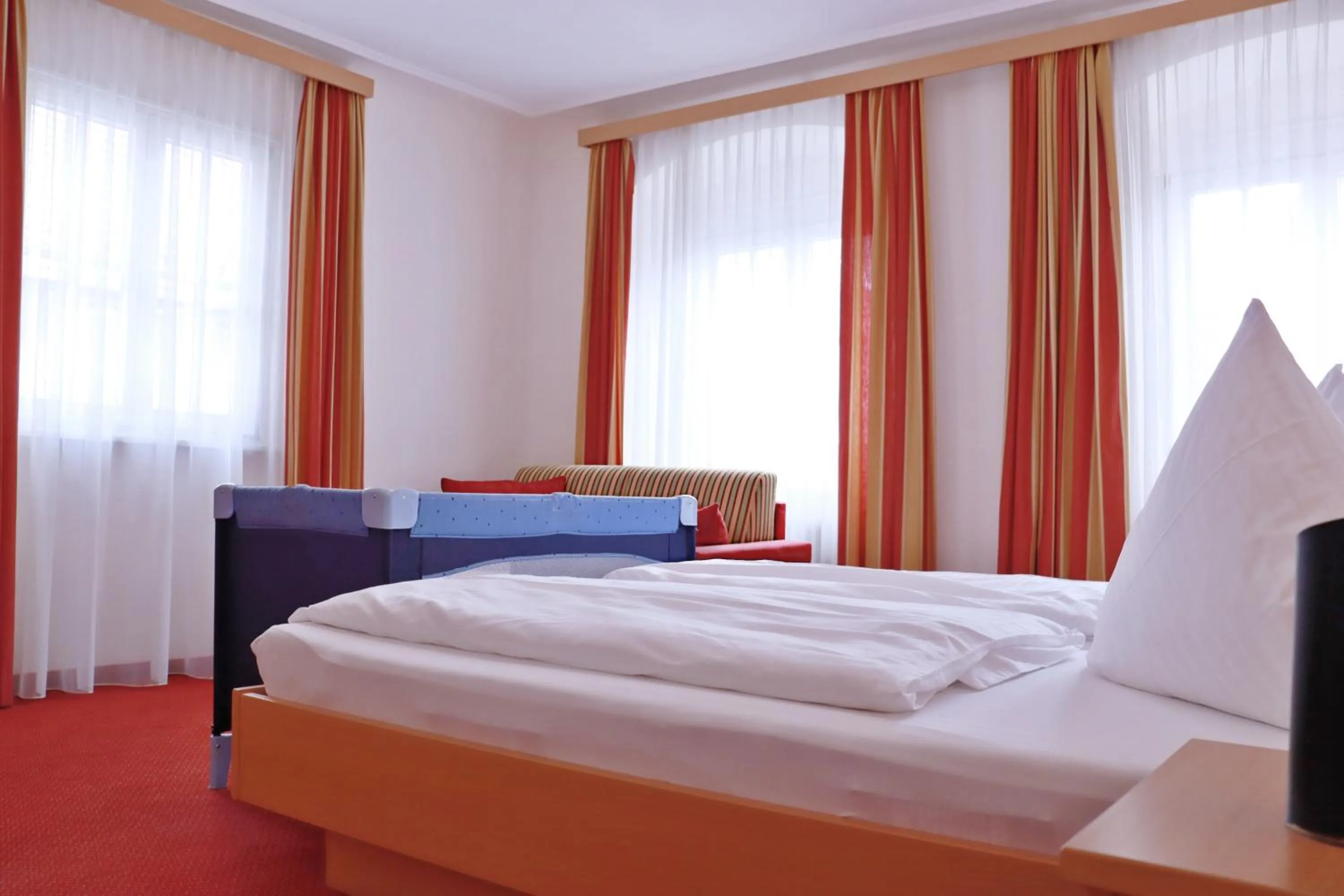 Photo of the whole room, Bed in Hotel Restaurant Schwarzer Adler