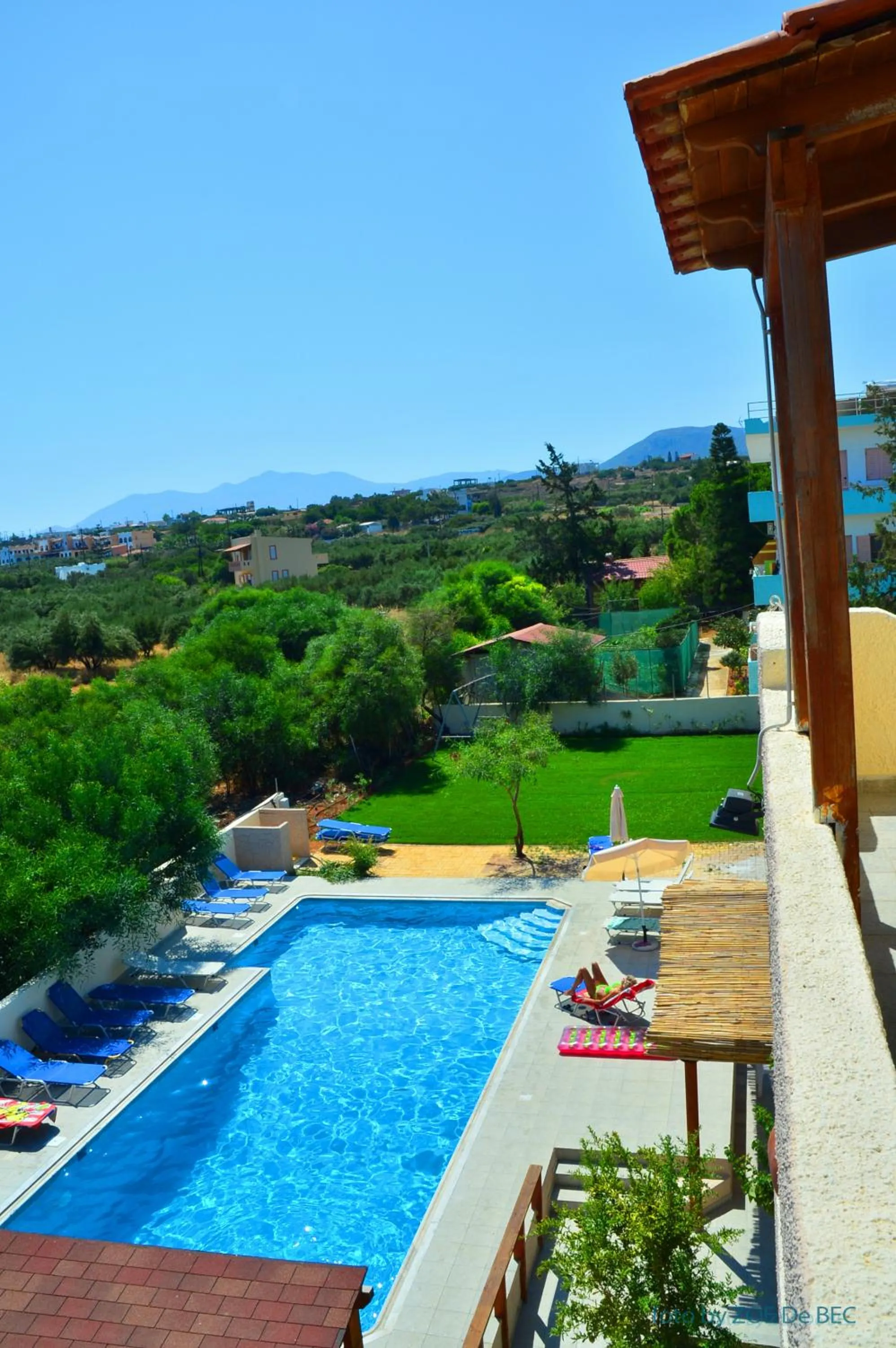 Swimming pool in Eleonora Αnissaras