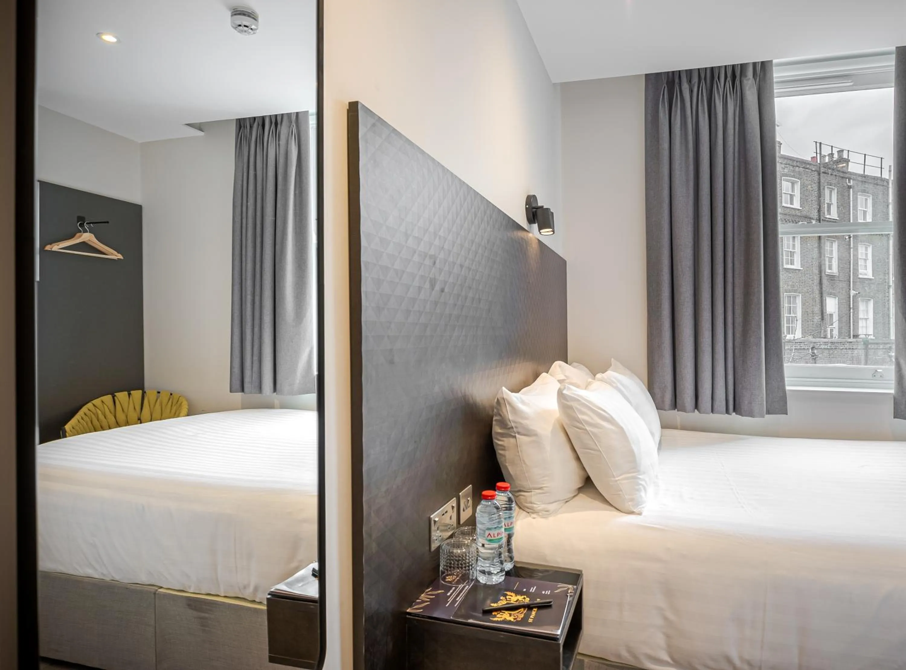 Bed in St Pancras Inn