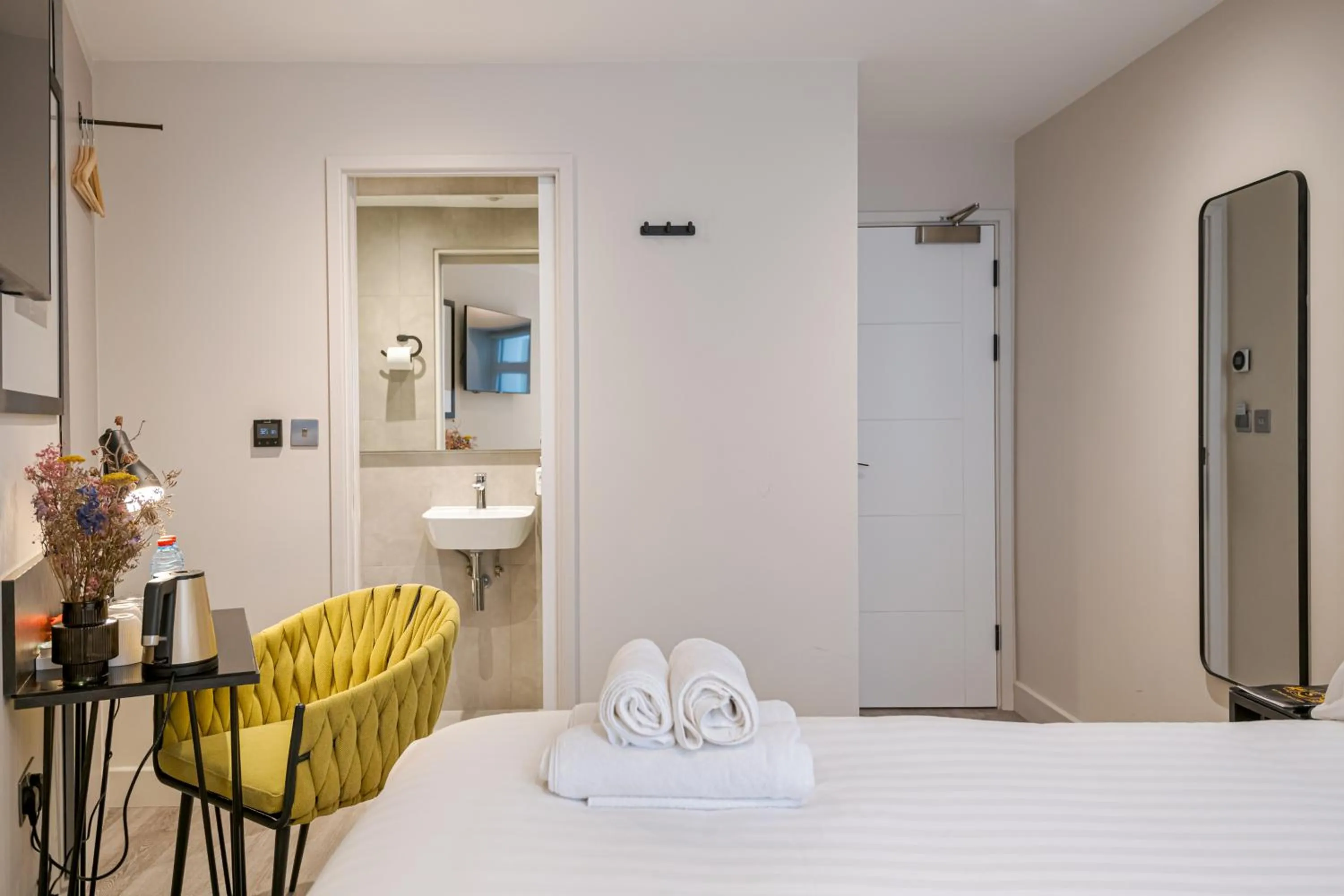 Bed in St Pancras Inn