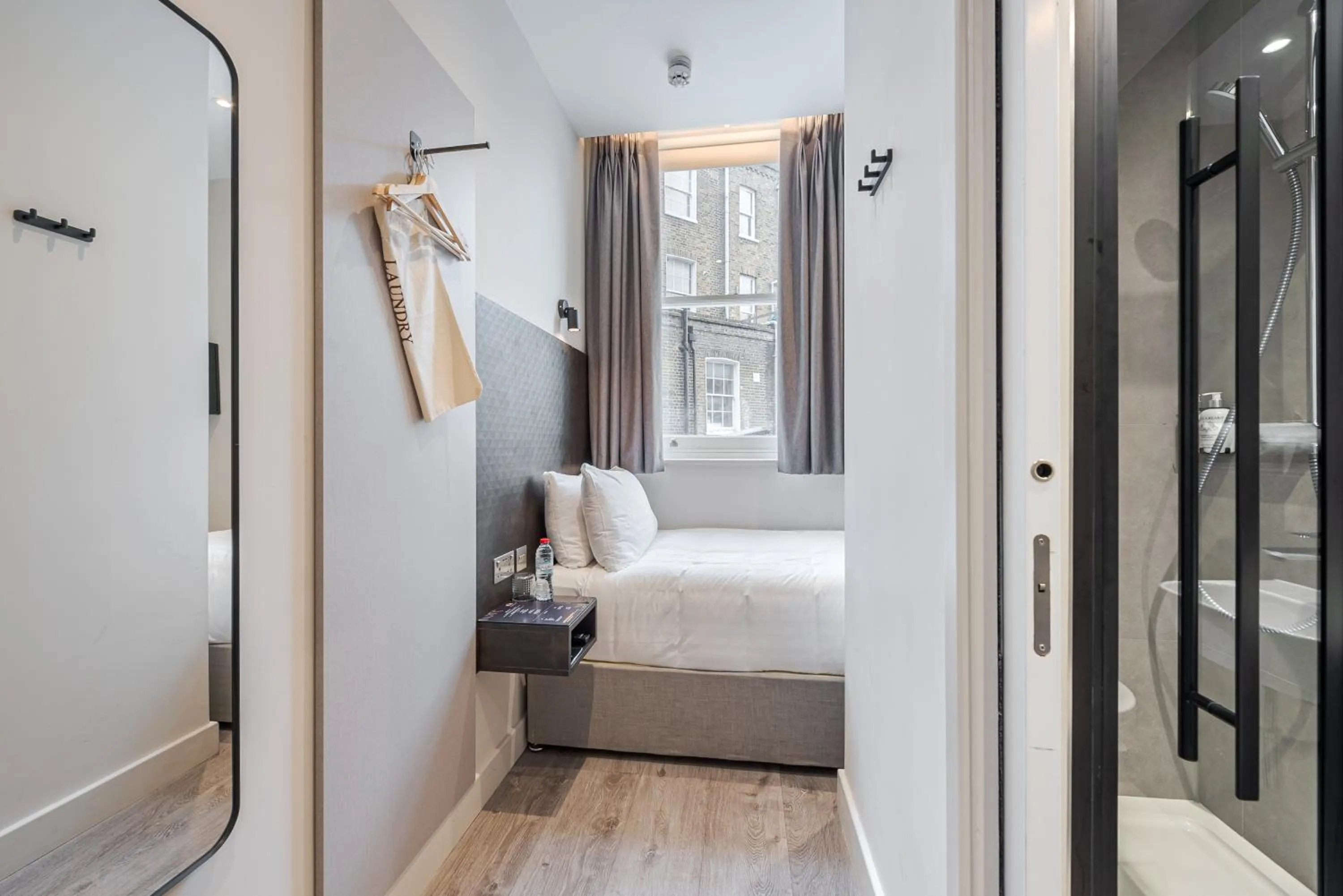 Bed in St Pancras Inn