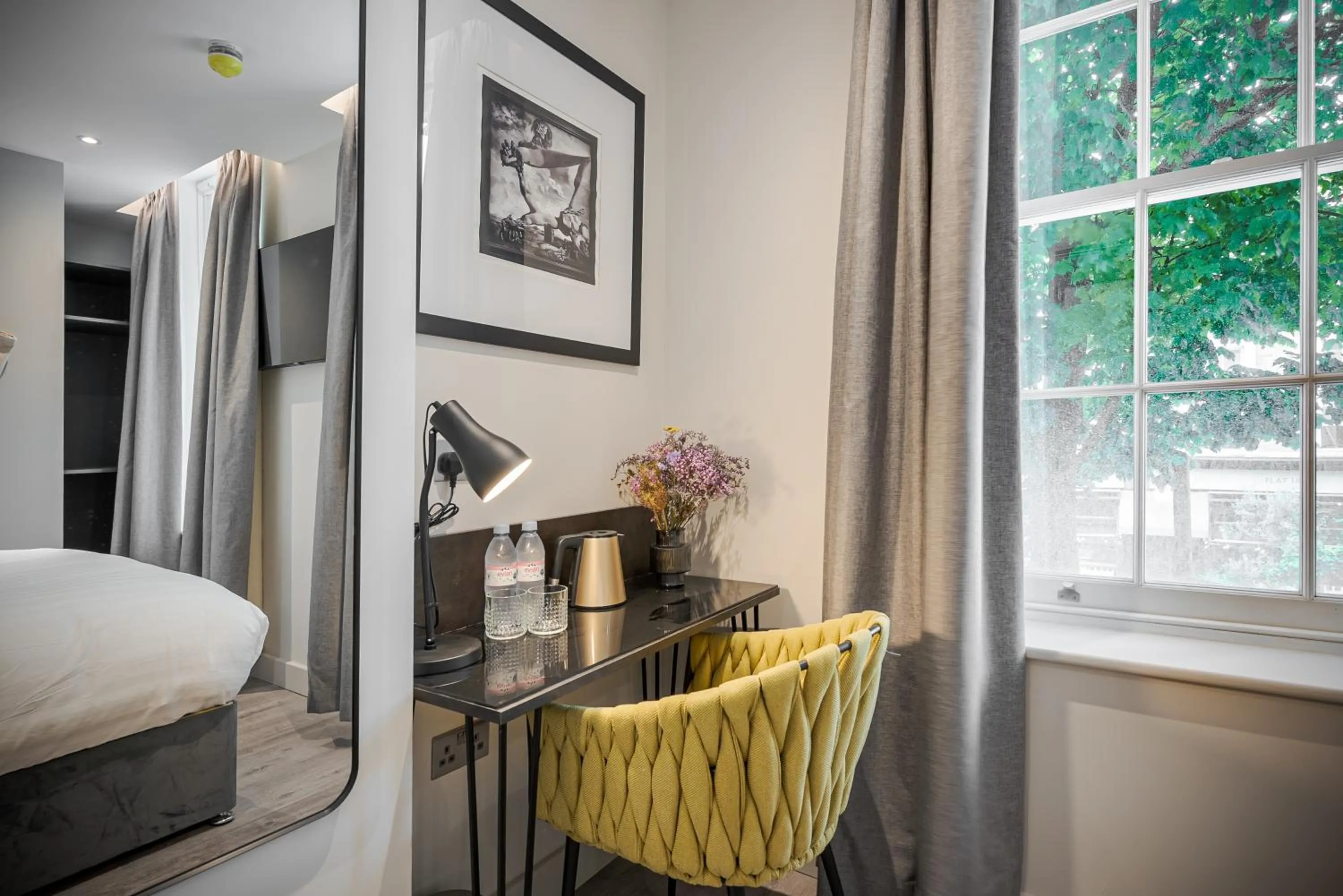 Bed in St Pancras Inn