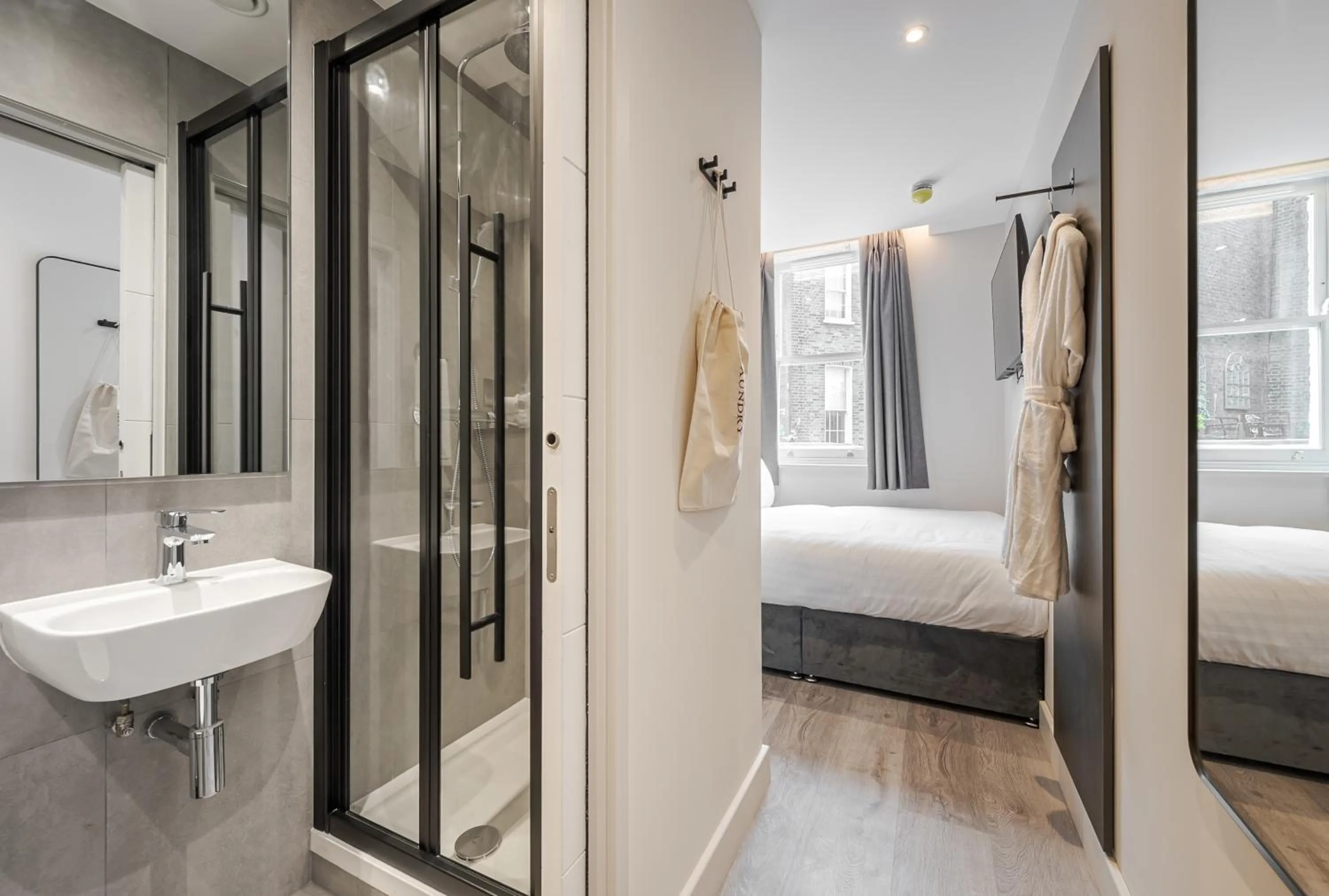 Bed in St Pancras Inn