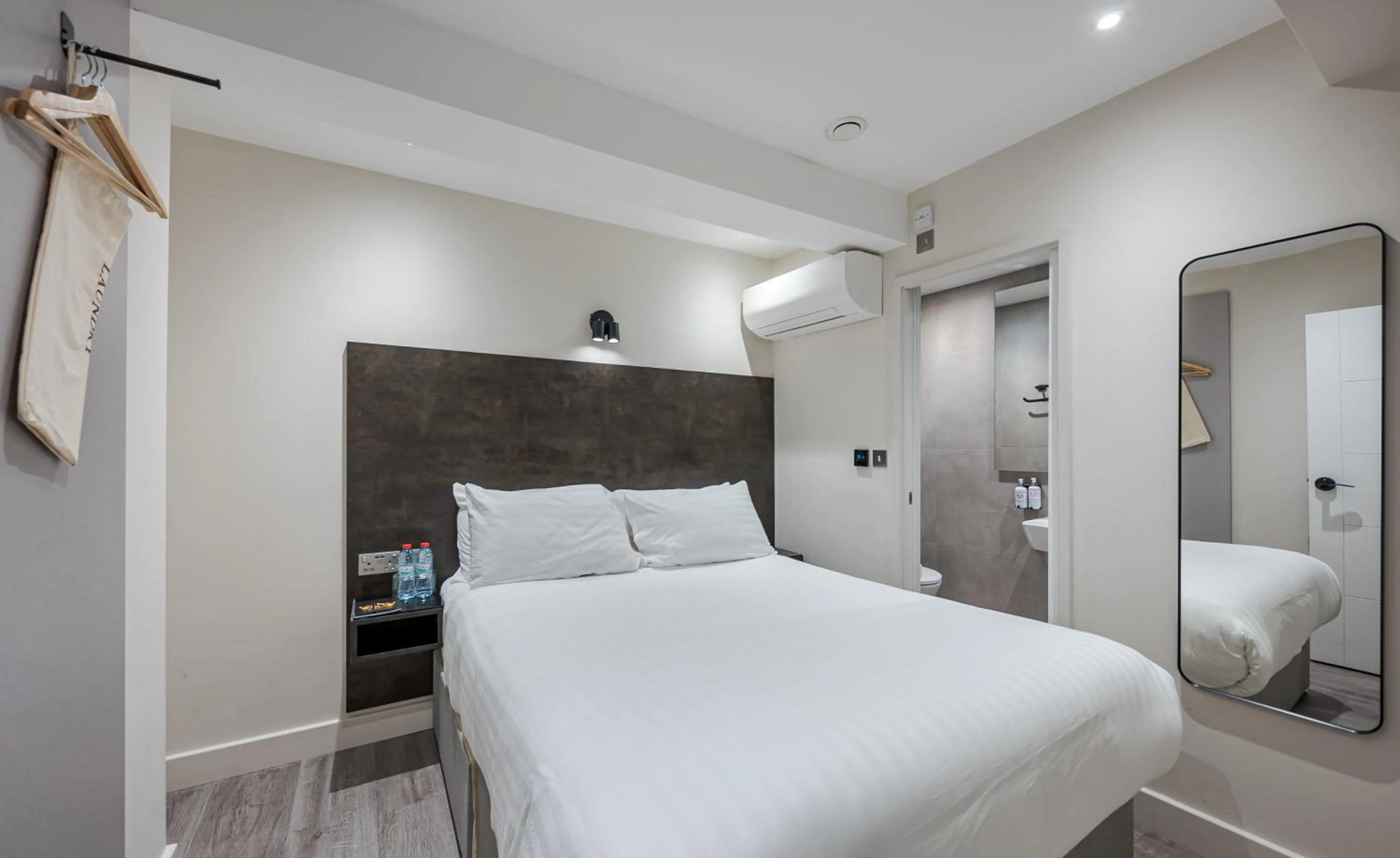 Bed in St Pancras Inn