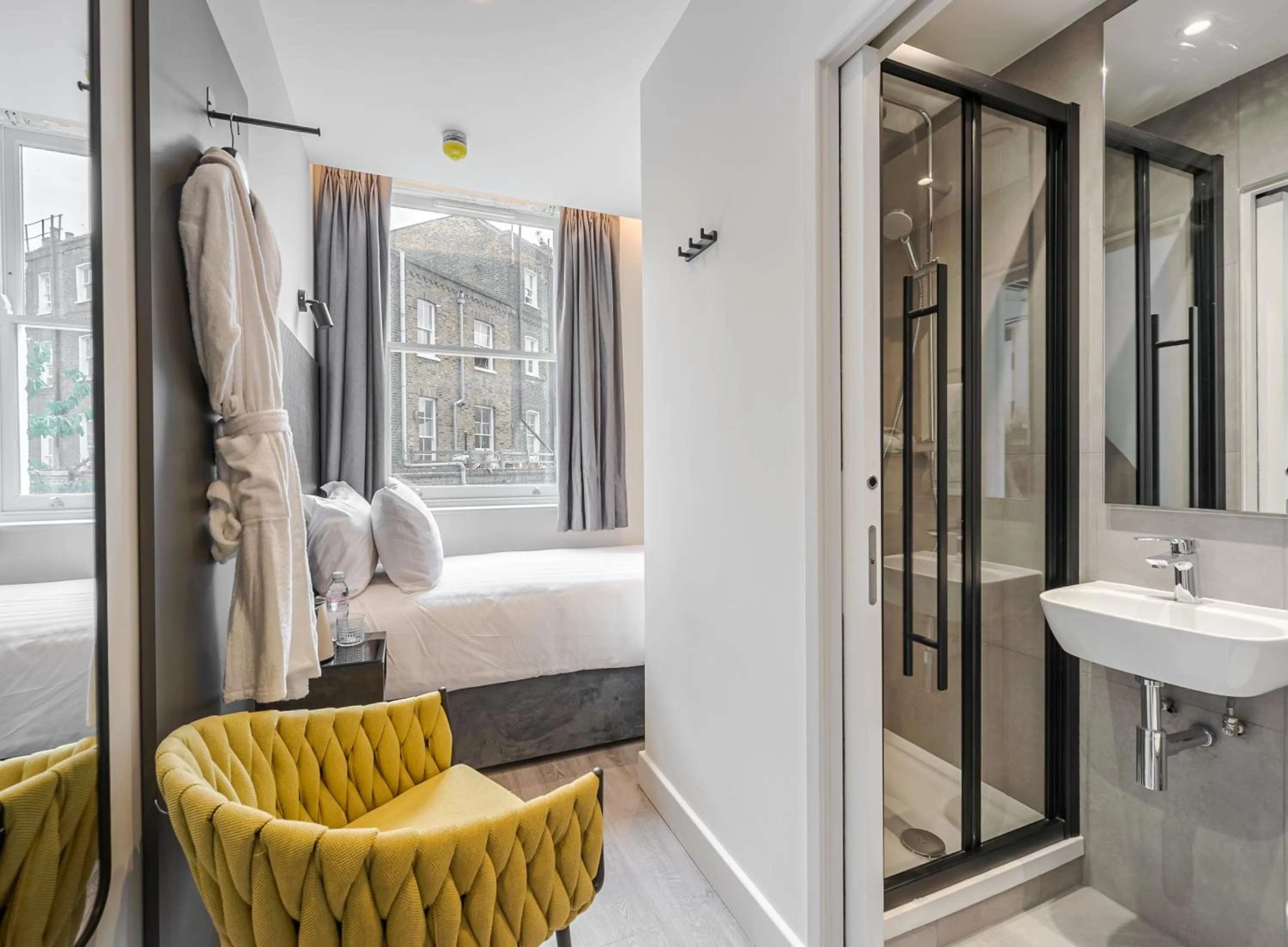 Bed in St Pancras Inn