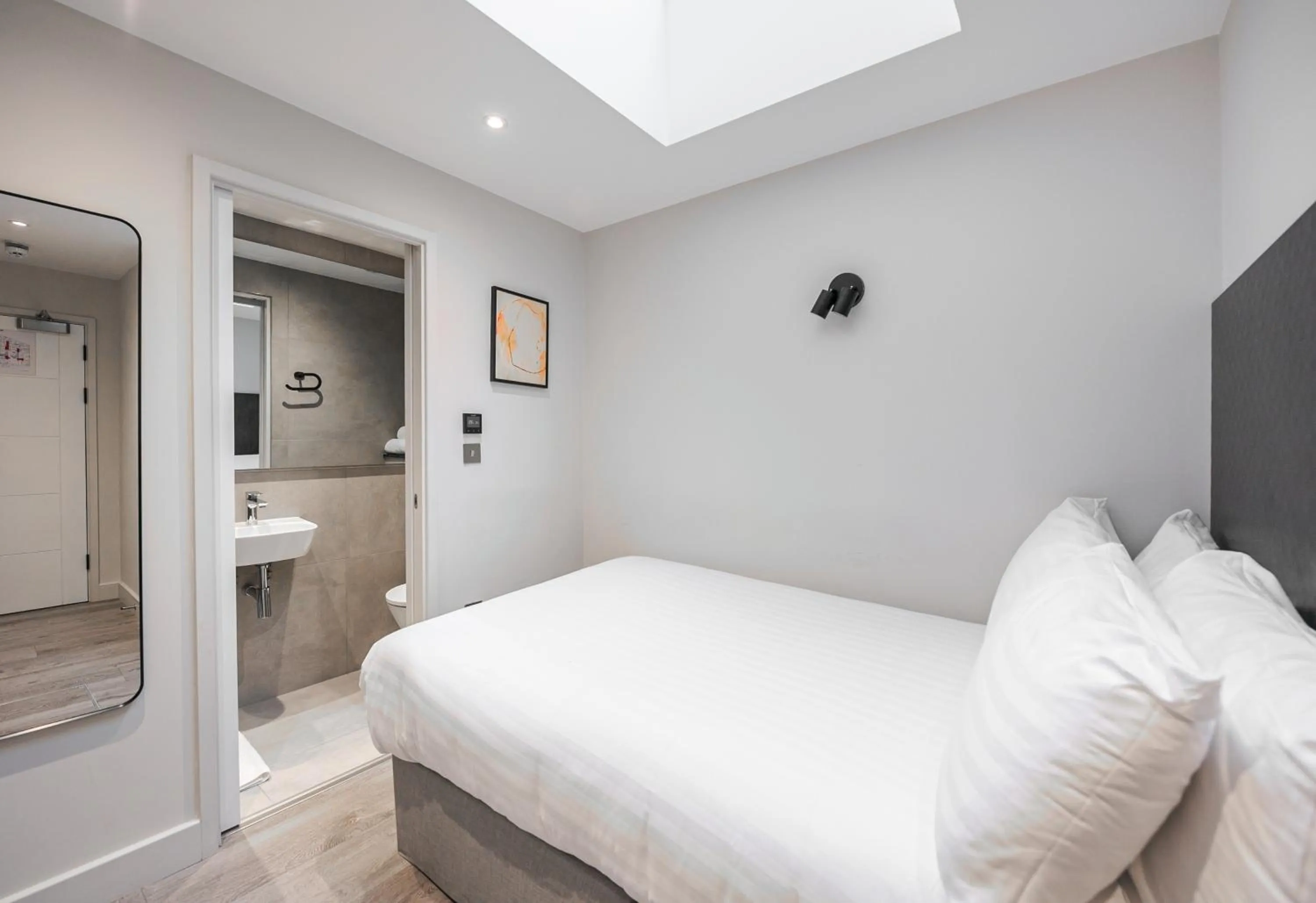 Bed in St Pancras Inn