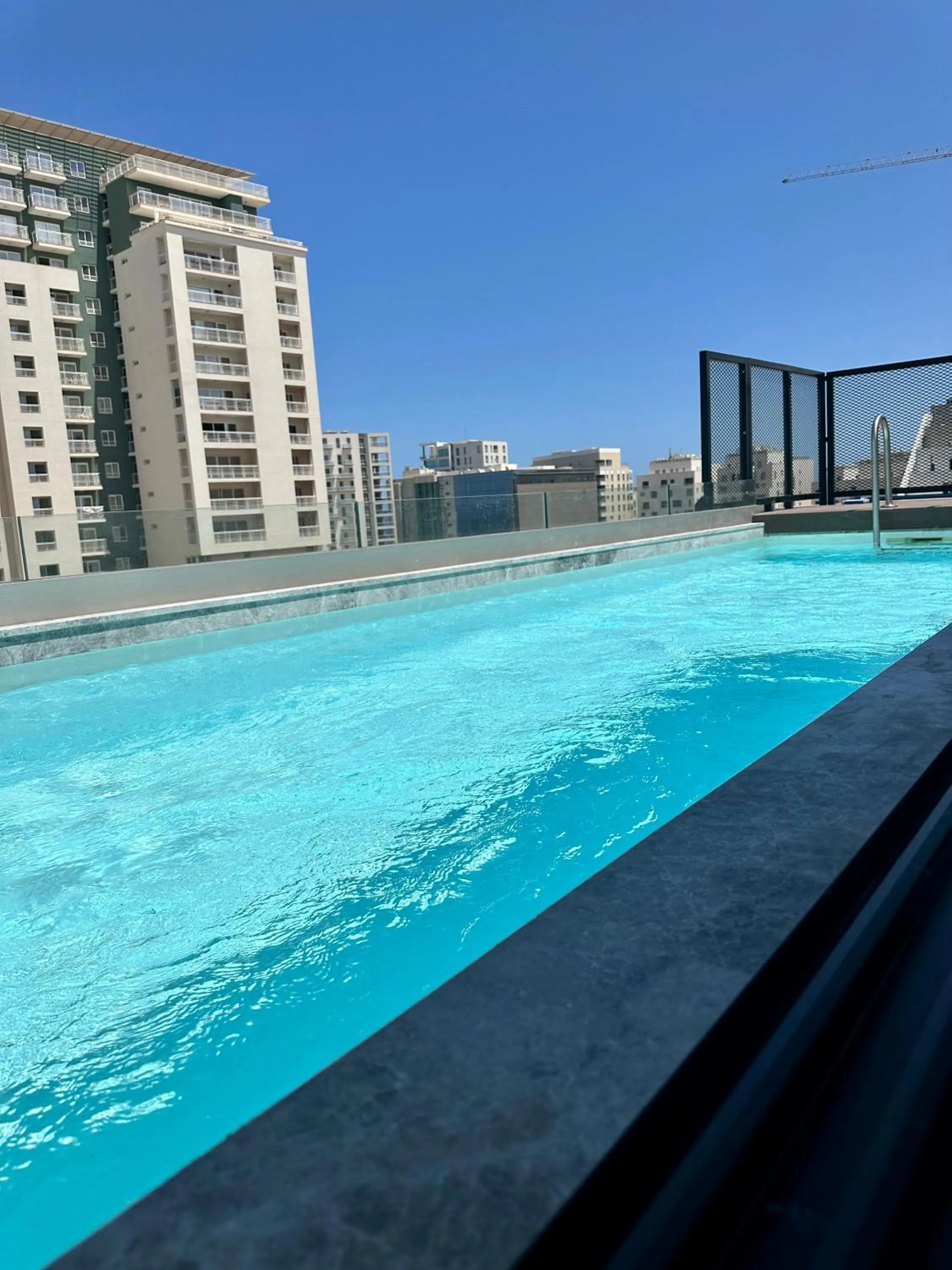 Swimming pool in Eleven by Warren Collection