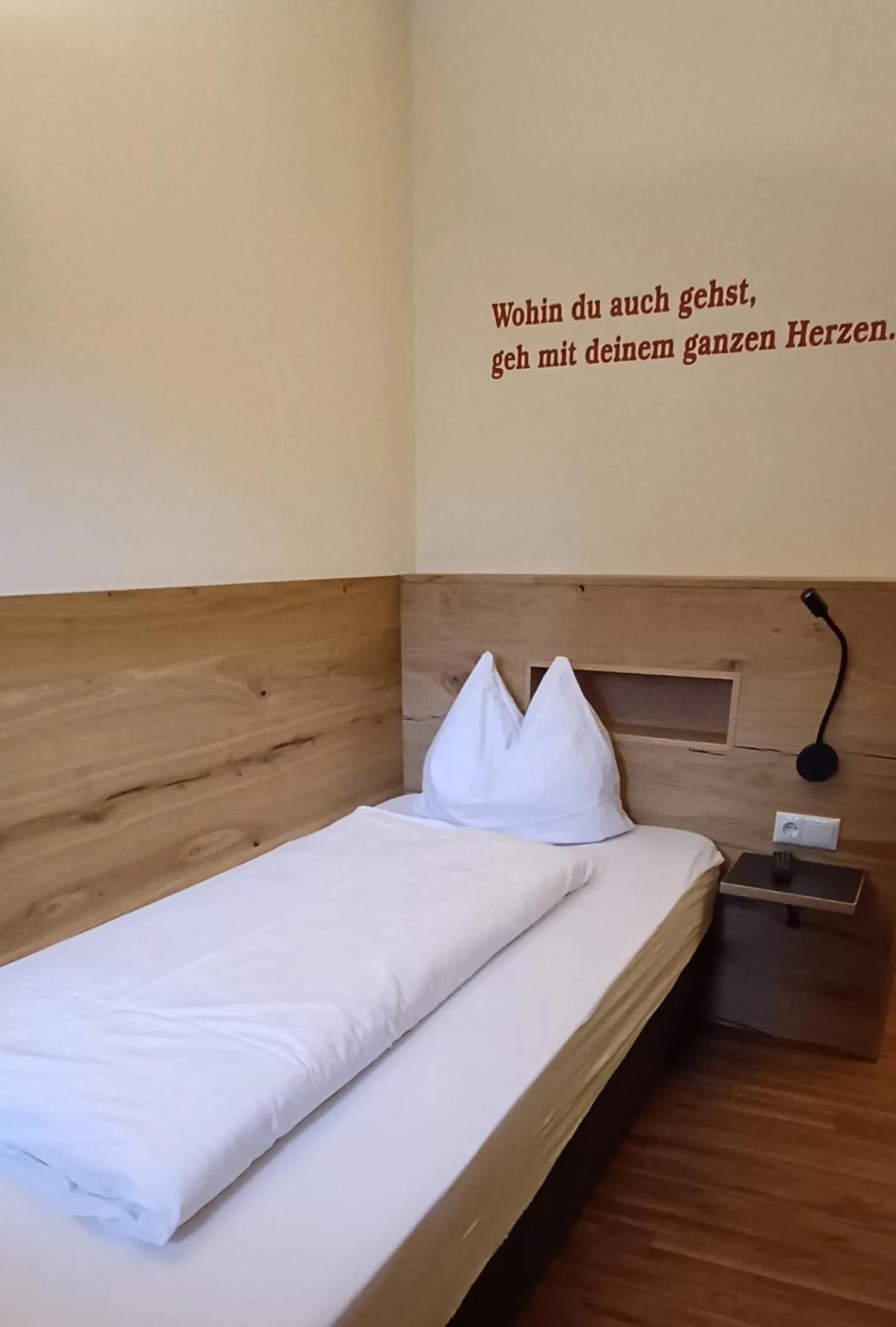 Bed in Gasthaus Murauer