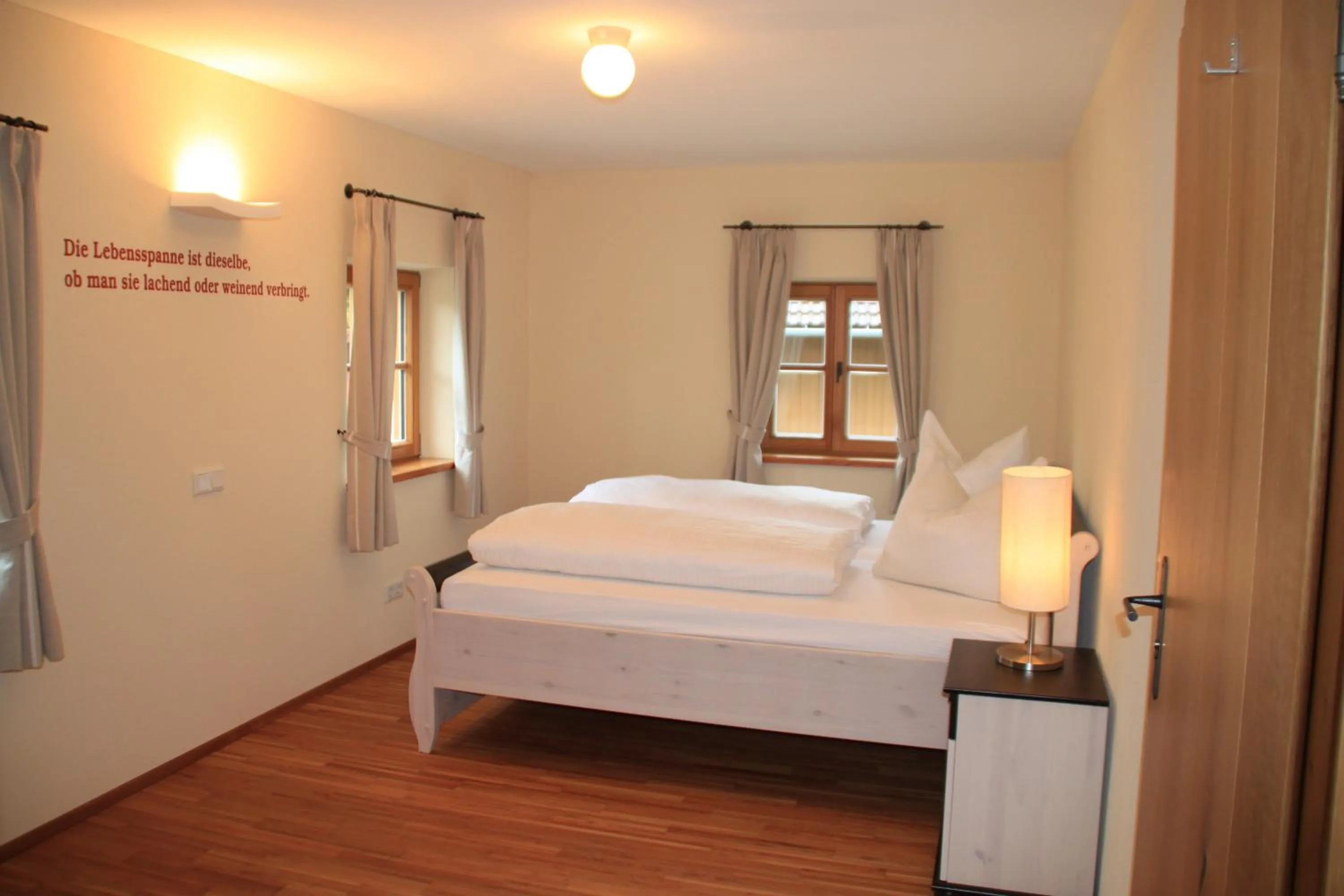 Bed in Gasthaus Murauer