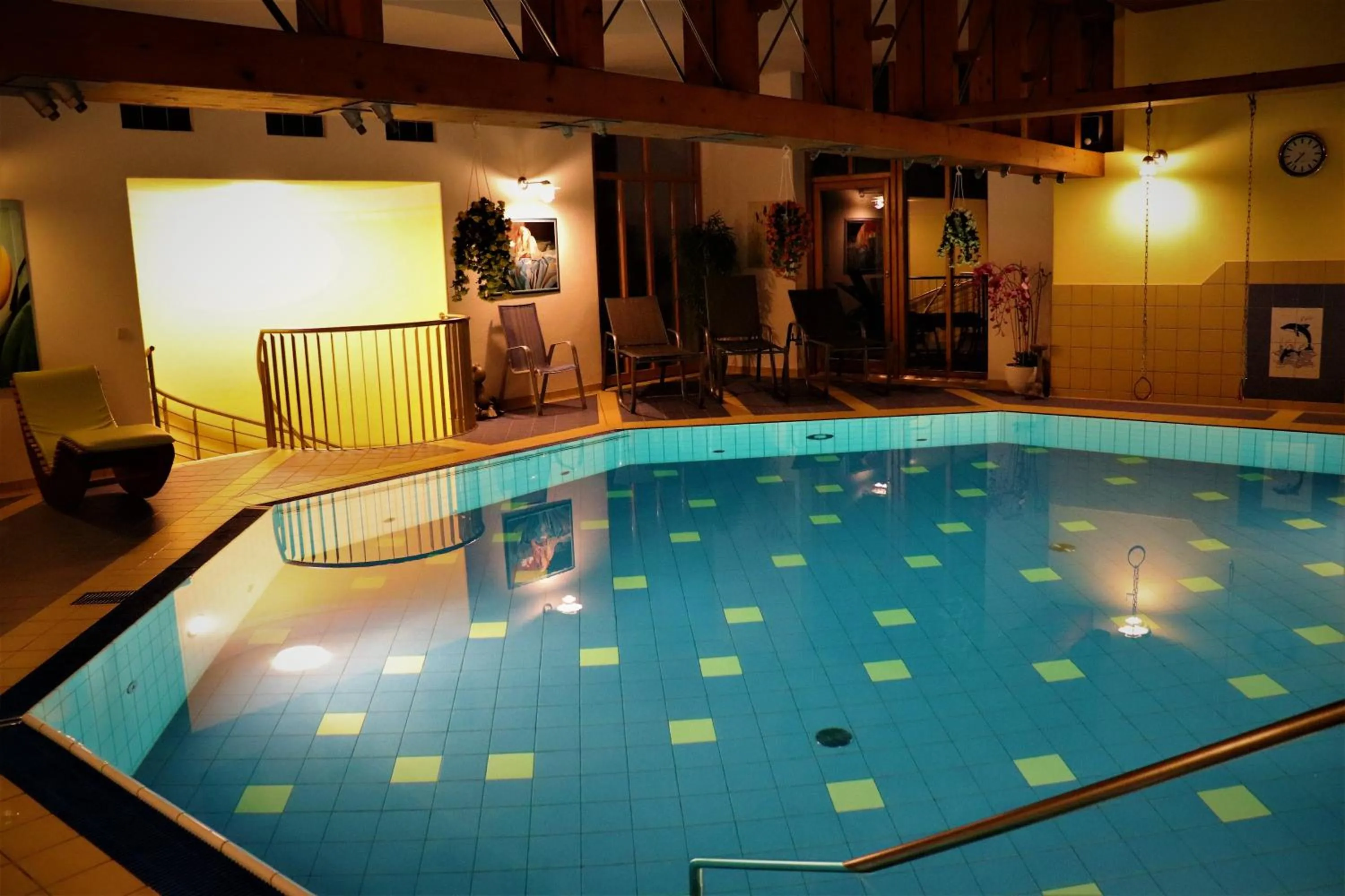 Swimming pool in Hotel und Appartementhof Waldeck