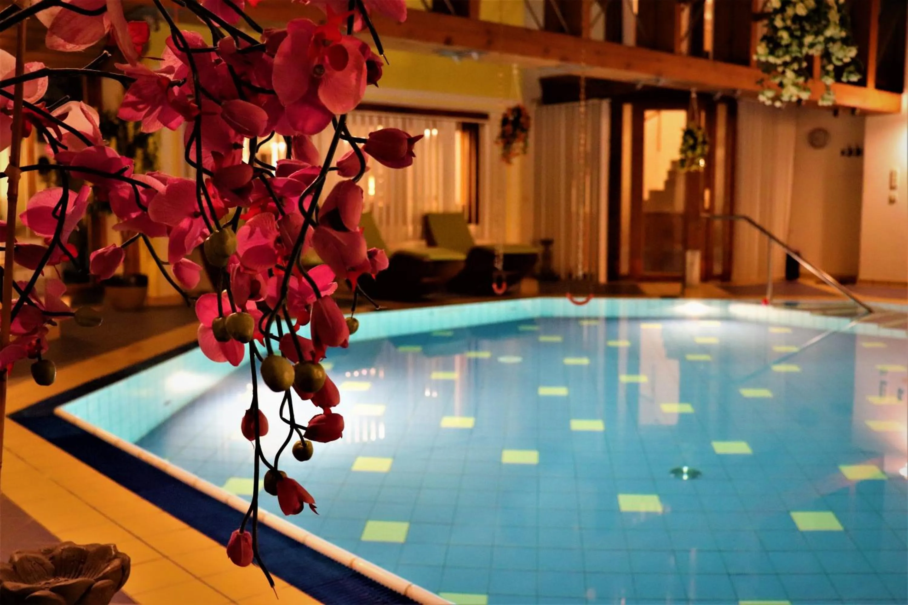 Swimming pool in Hotel und Appartementhof Waldeck