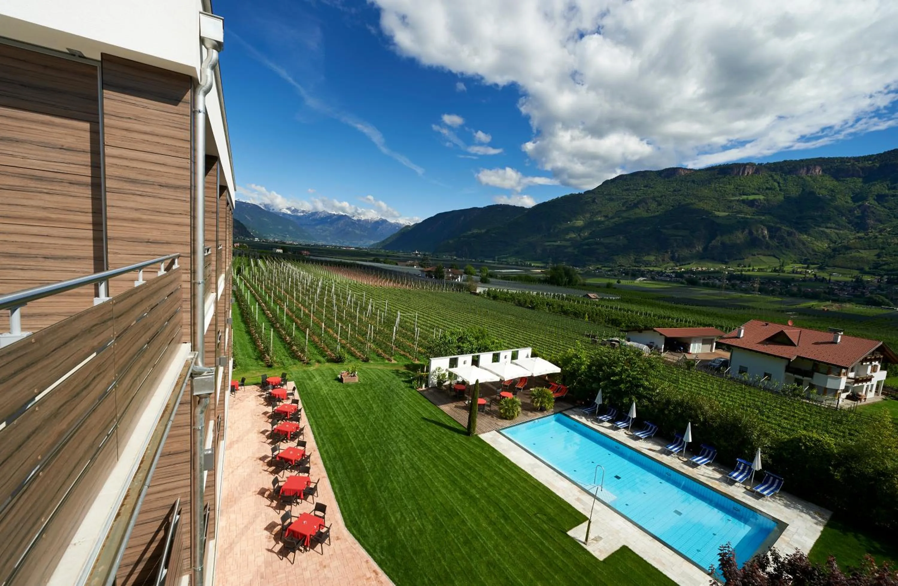 Garden view in Hotel Gantkofel