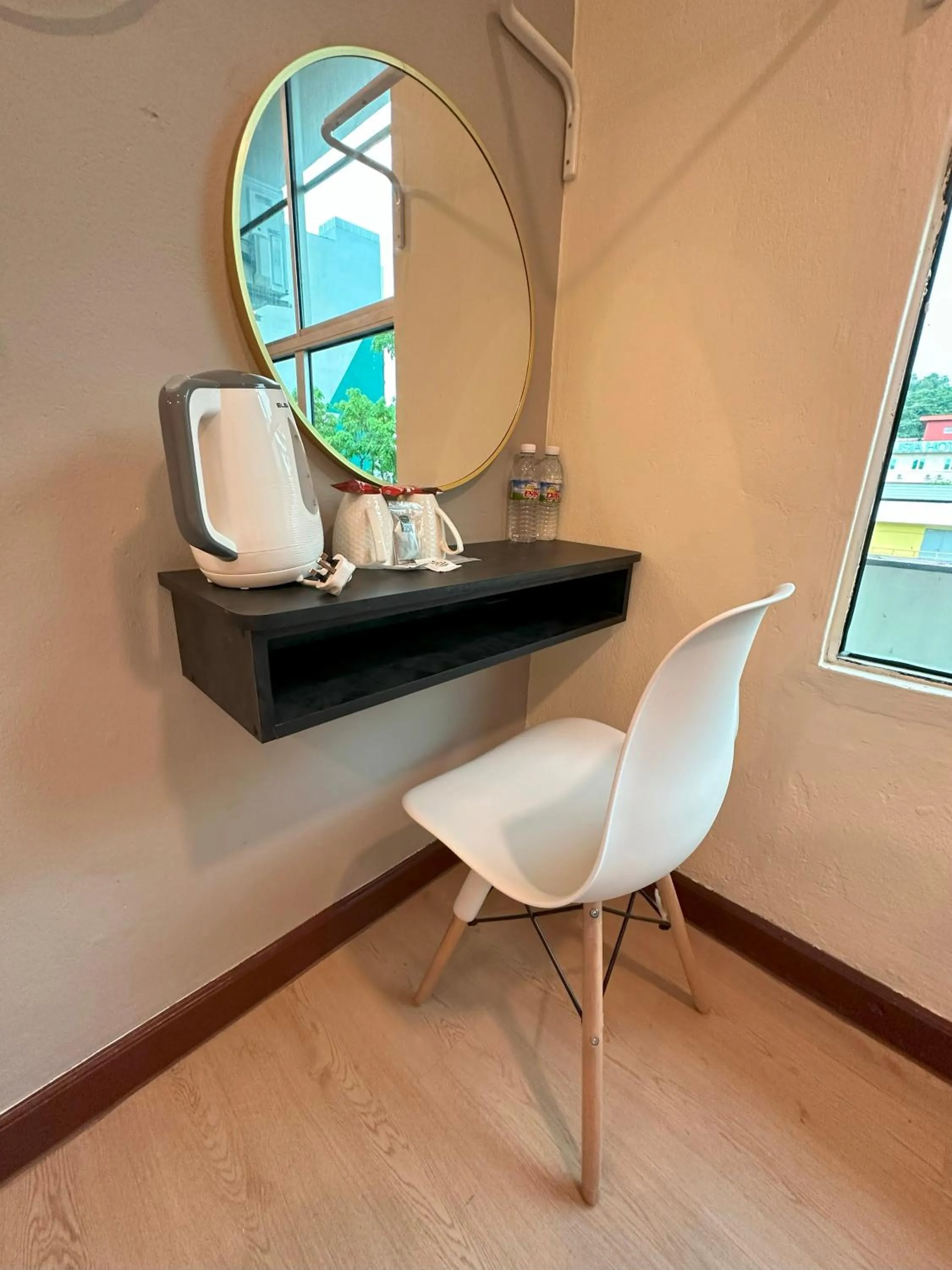 Coffee/tea facilities in CU Boutique Hotel