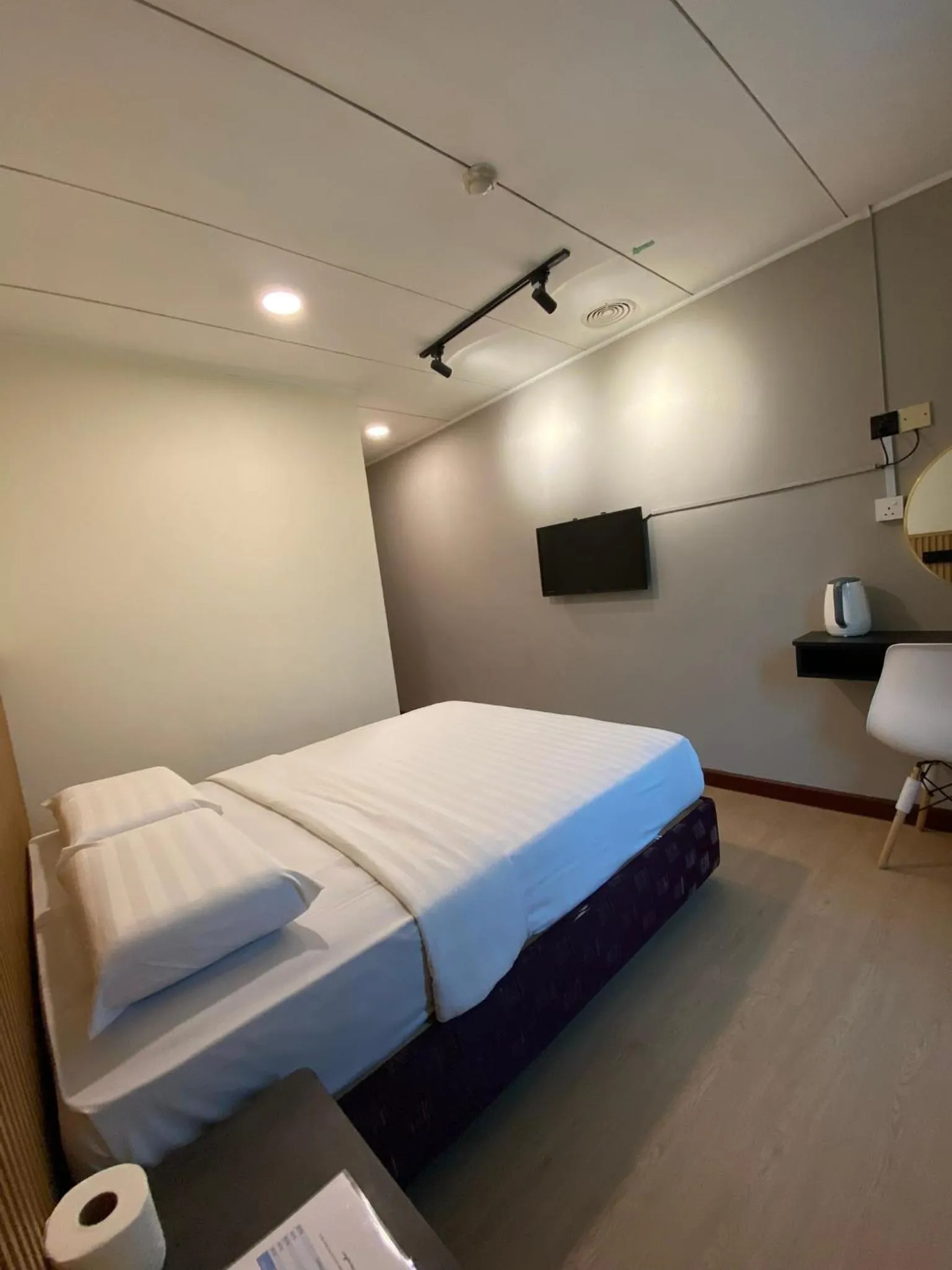 Bedroom, Bed in CU Boutique Hotel