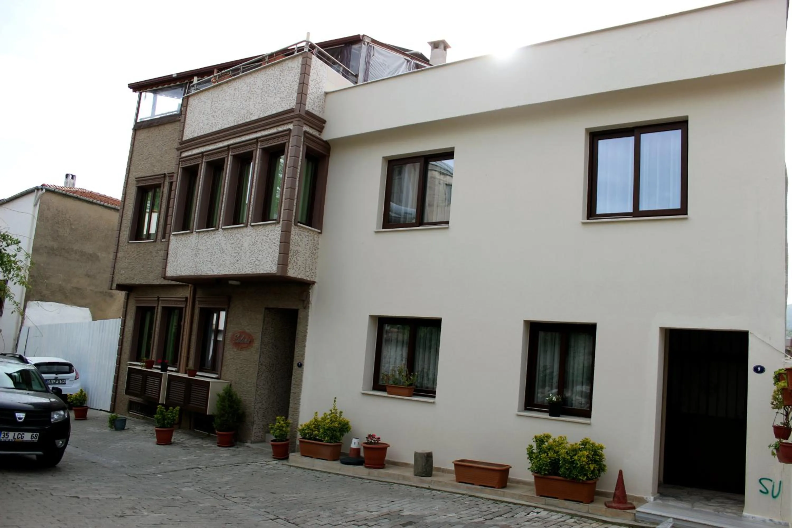 Facade/entrance in Selena Hotel