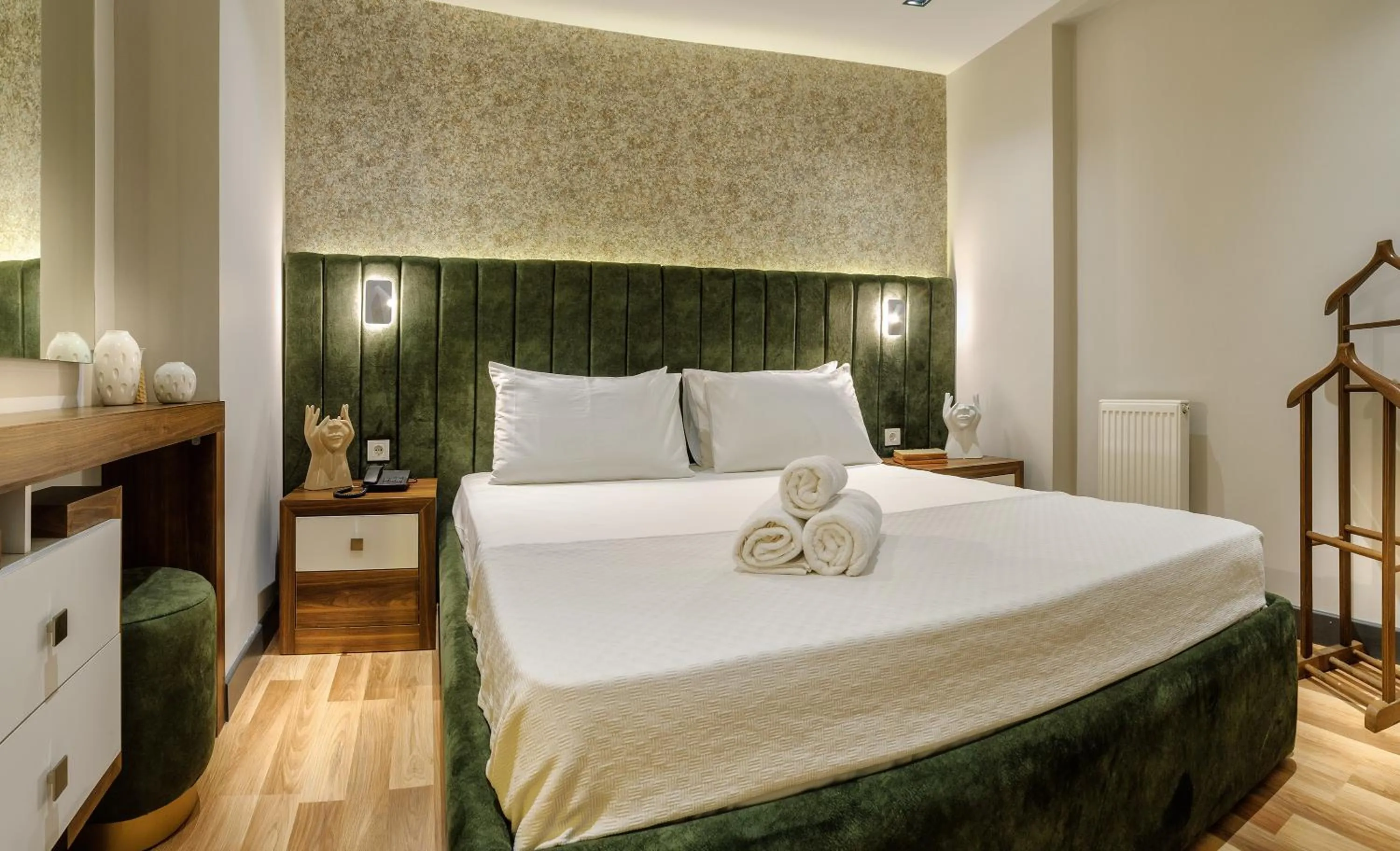 Bed in La Mia Suites