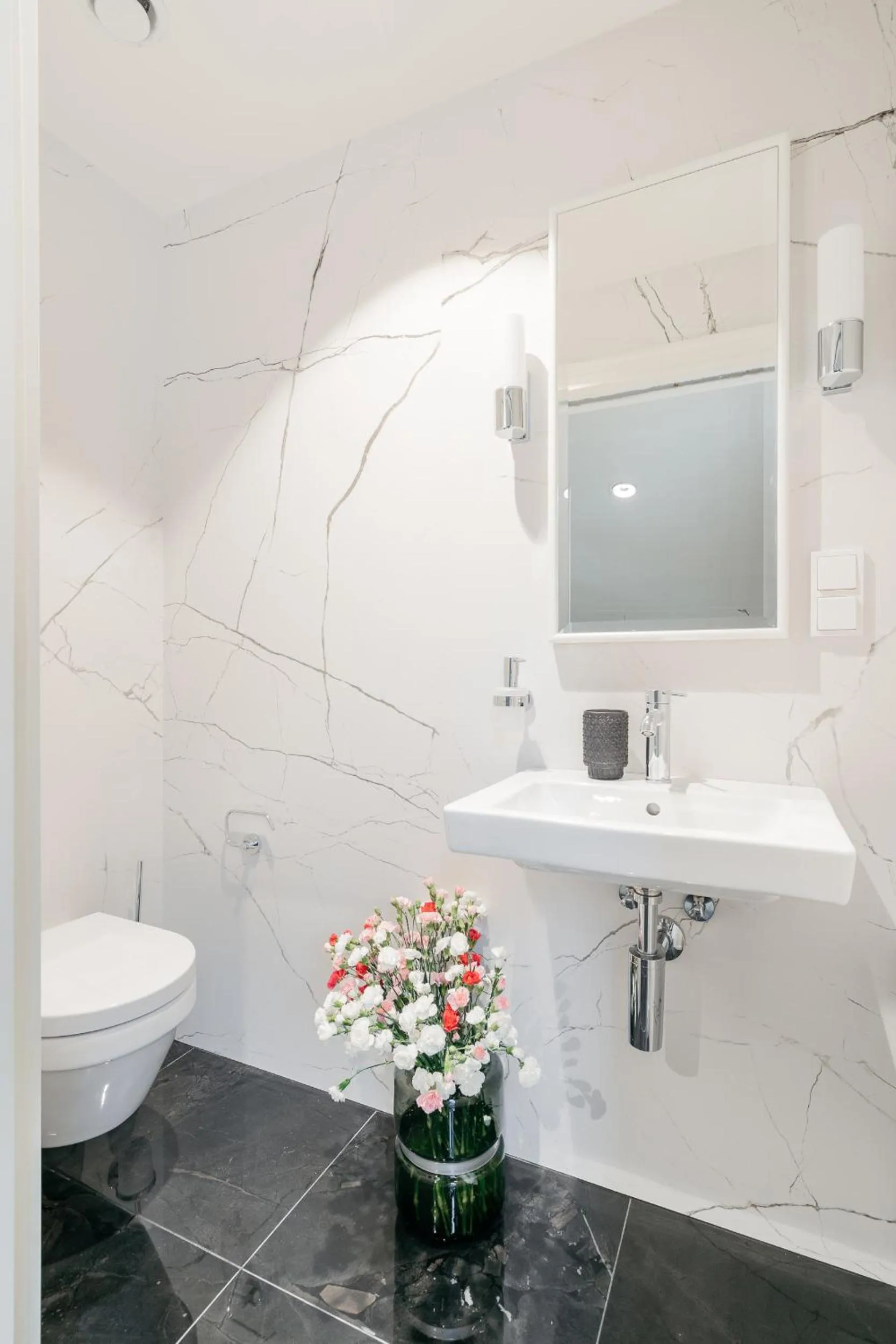 Shower in WillaWawel - LoftAffair Collection