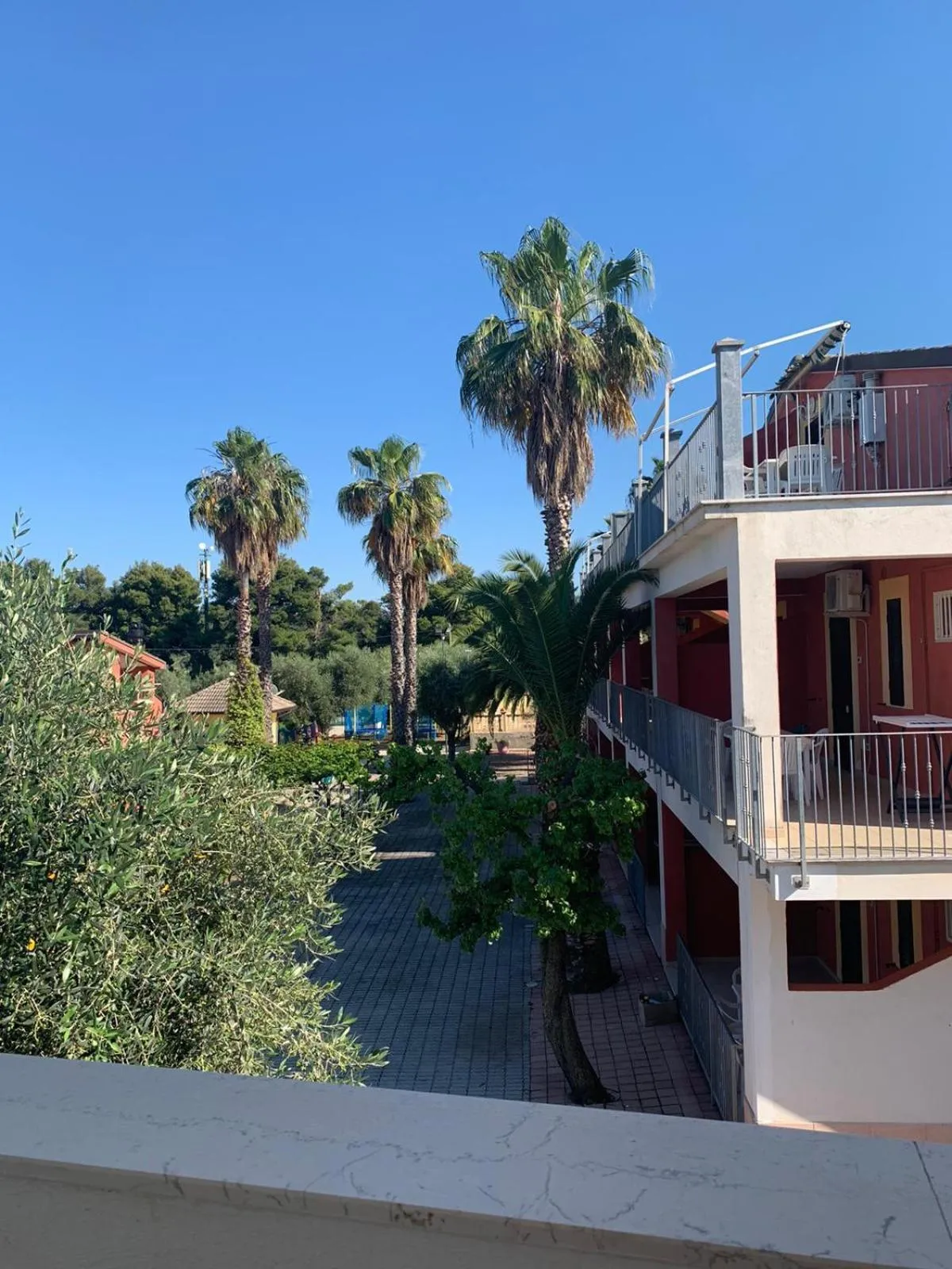 Property building in Appartamenti Vacanze Minervino