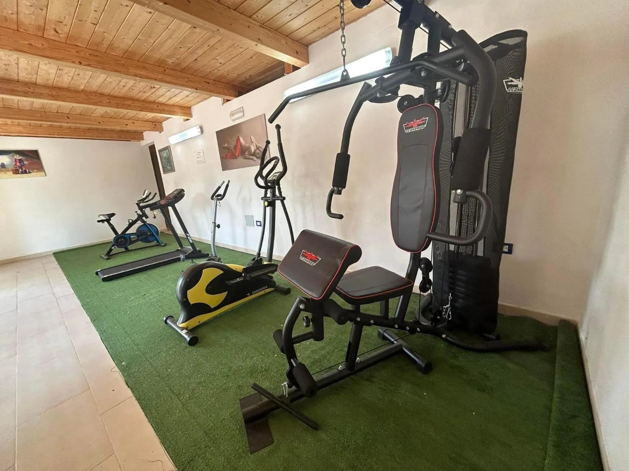 Fitness centre/facilities in Appartamenti Vacanze Minervino