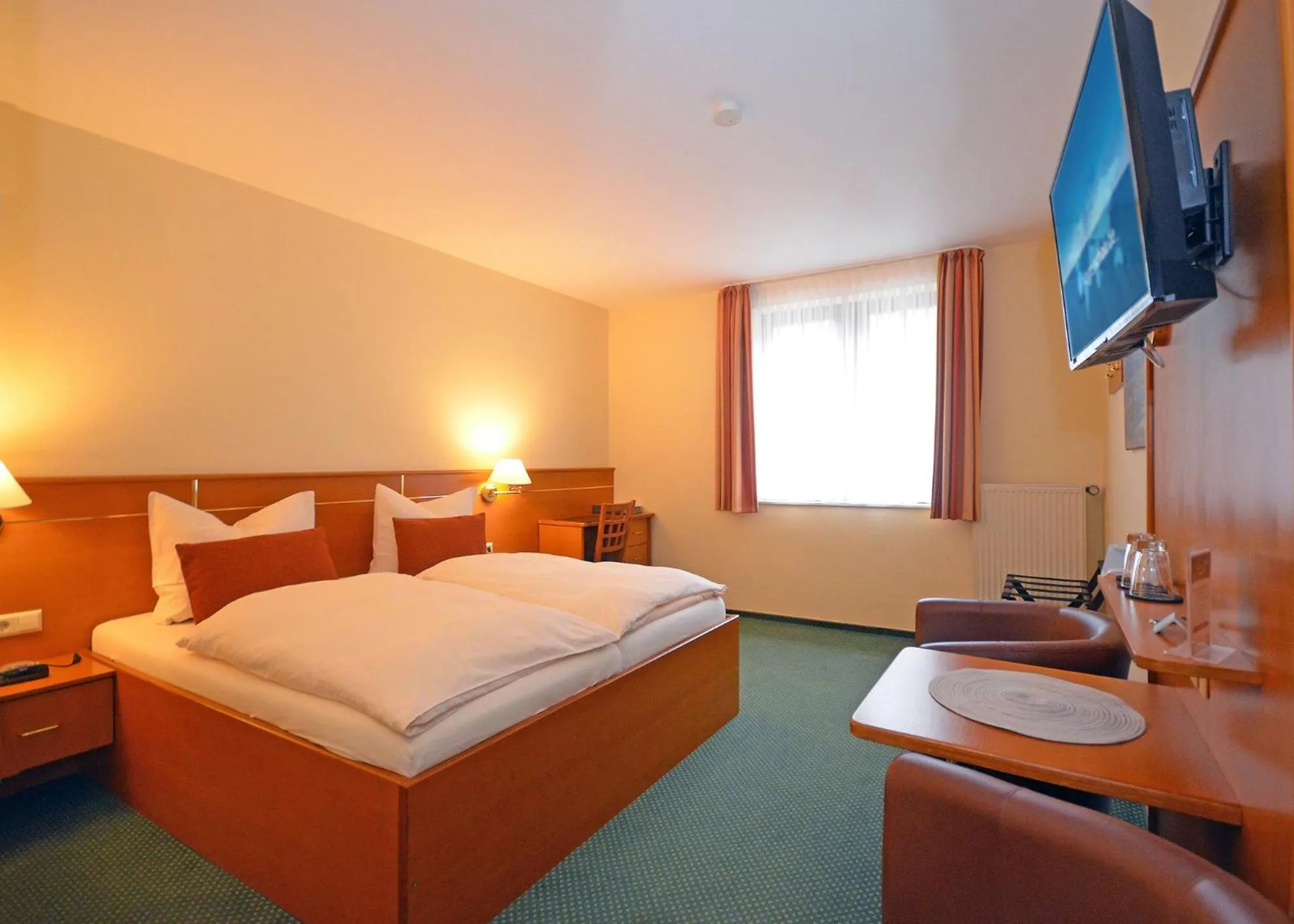 Photo of the whole room, Bed in Hotel Burgfrieden