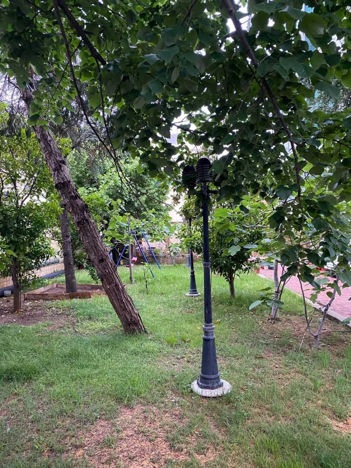 Spring in Green Garden Villa