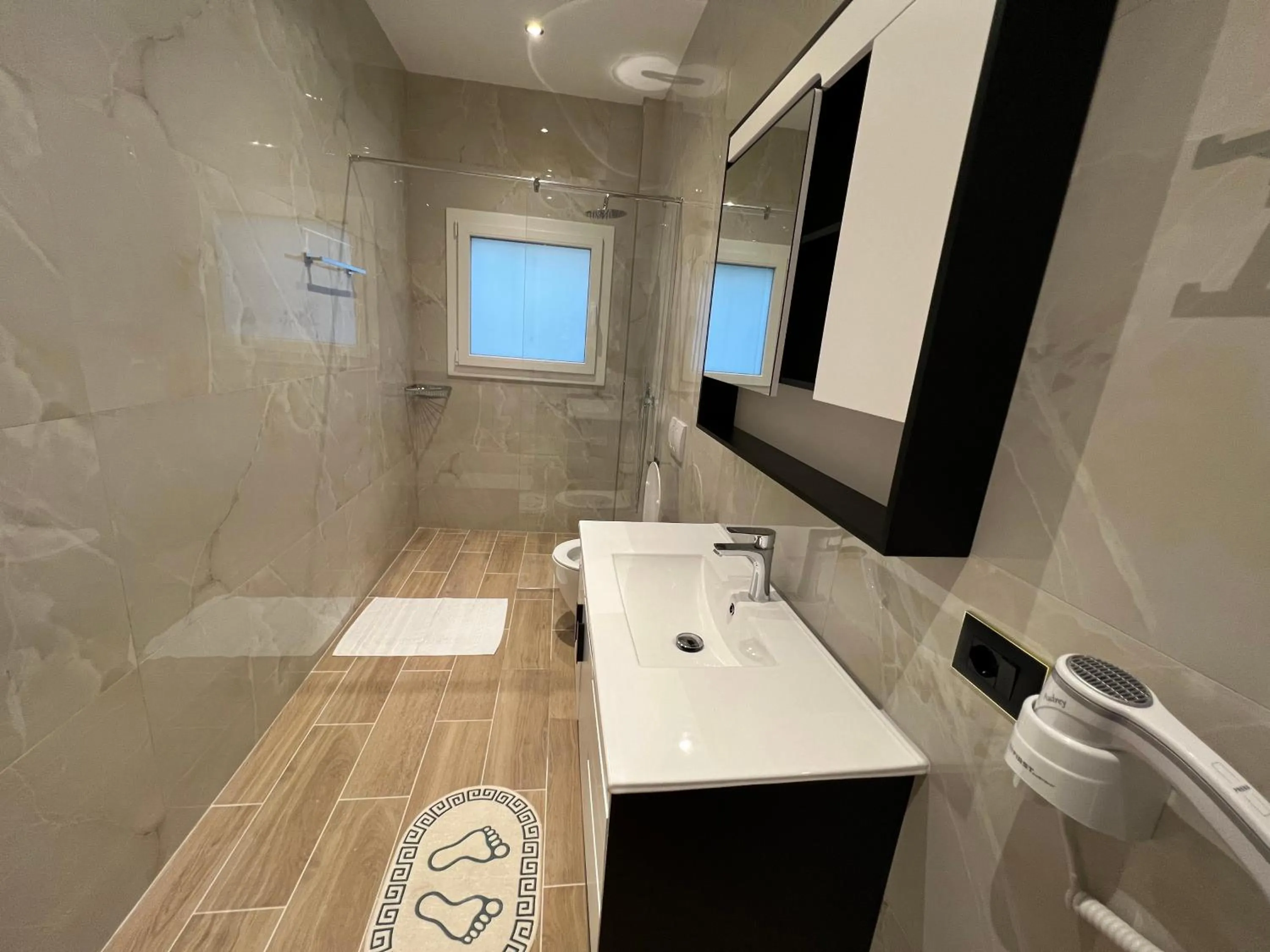 Shower in Green Garden Villa